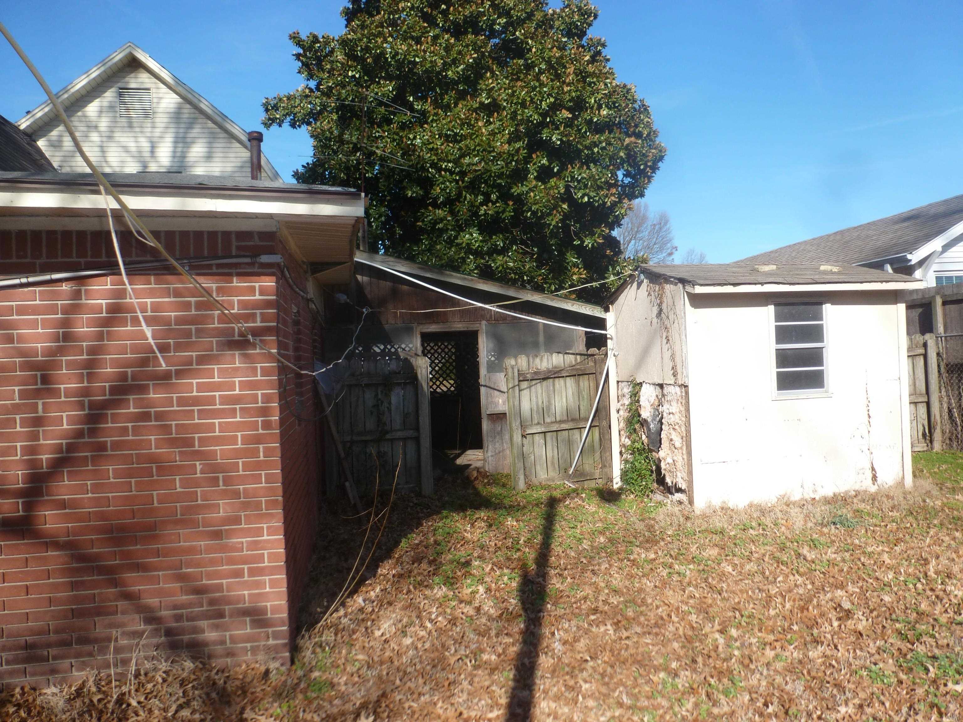 1315 W Main Street  Blytheville, AR