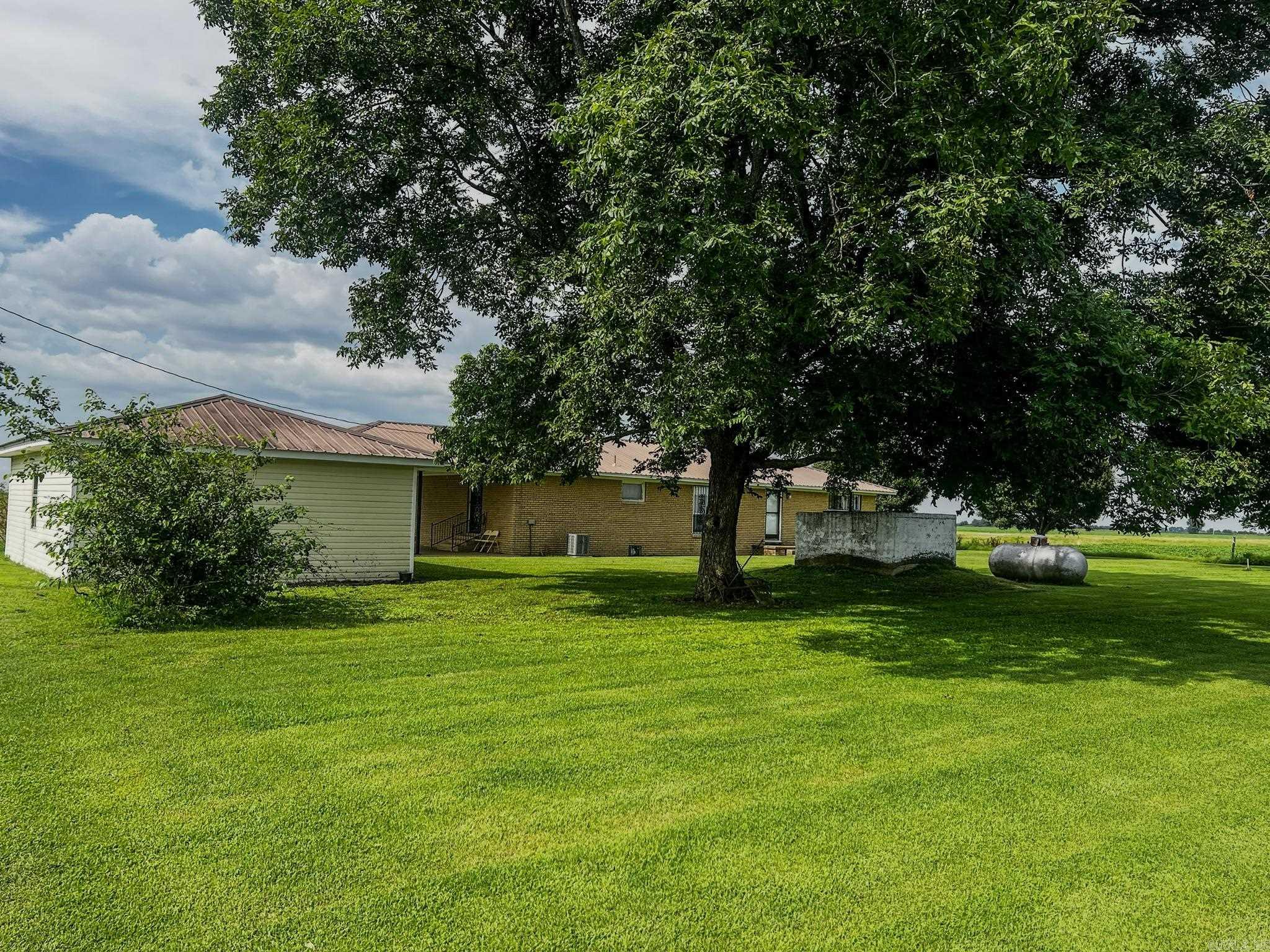 560 E State  Caraway, AR