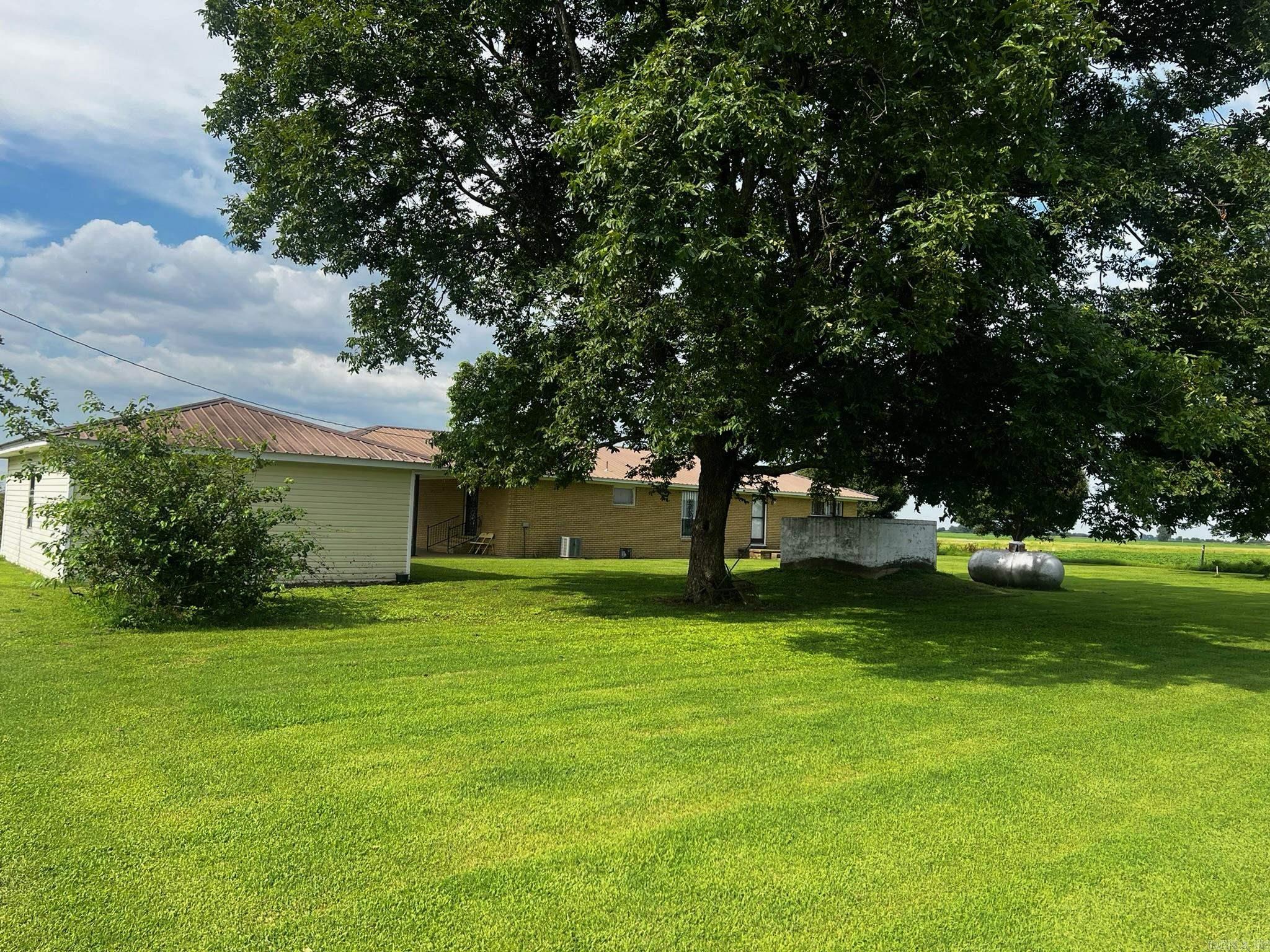 560 E State  Caraway, AR