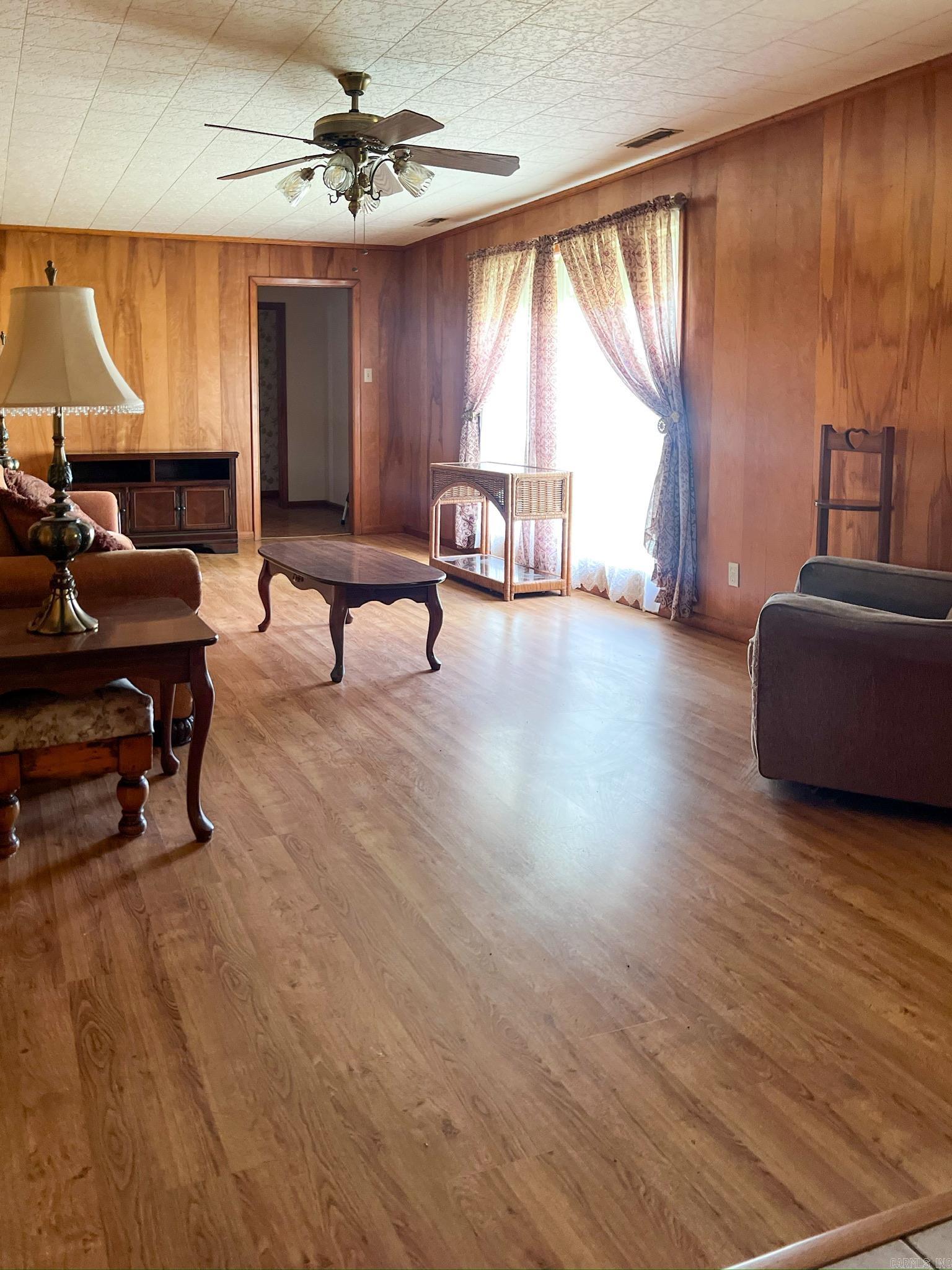 560 E State  Caraway, AR