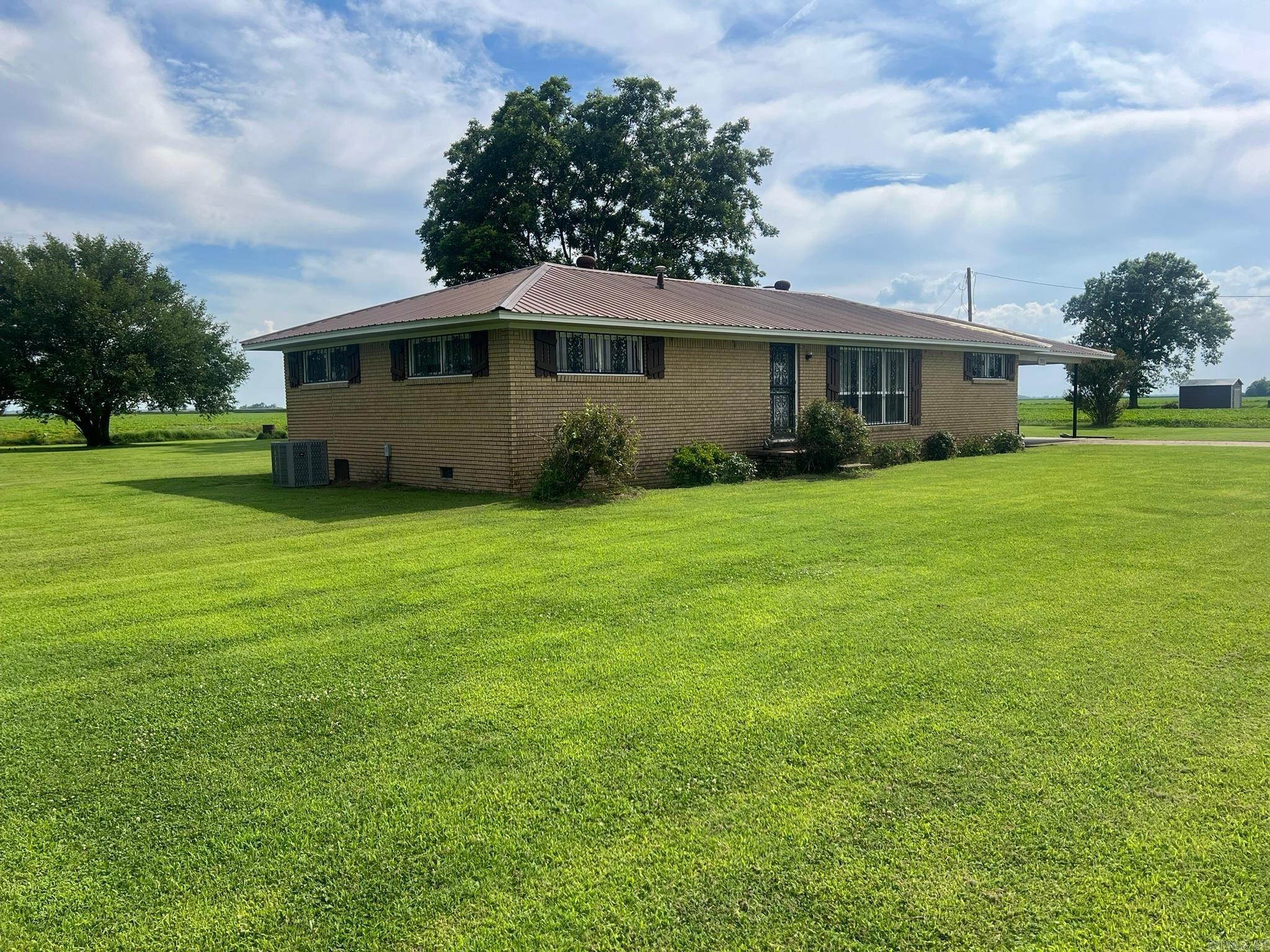 560 E State  Caraway, AR