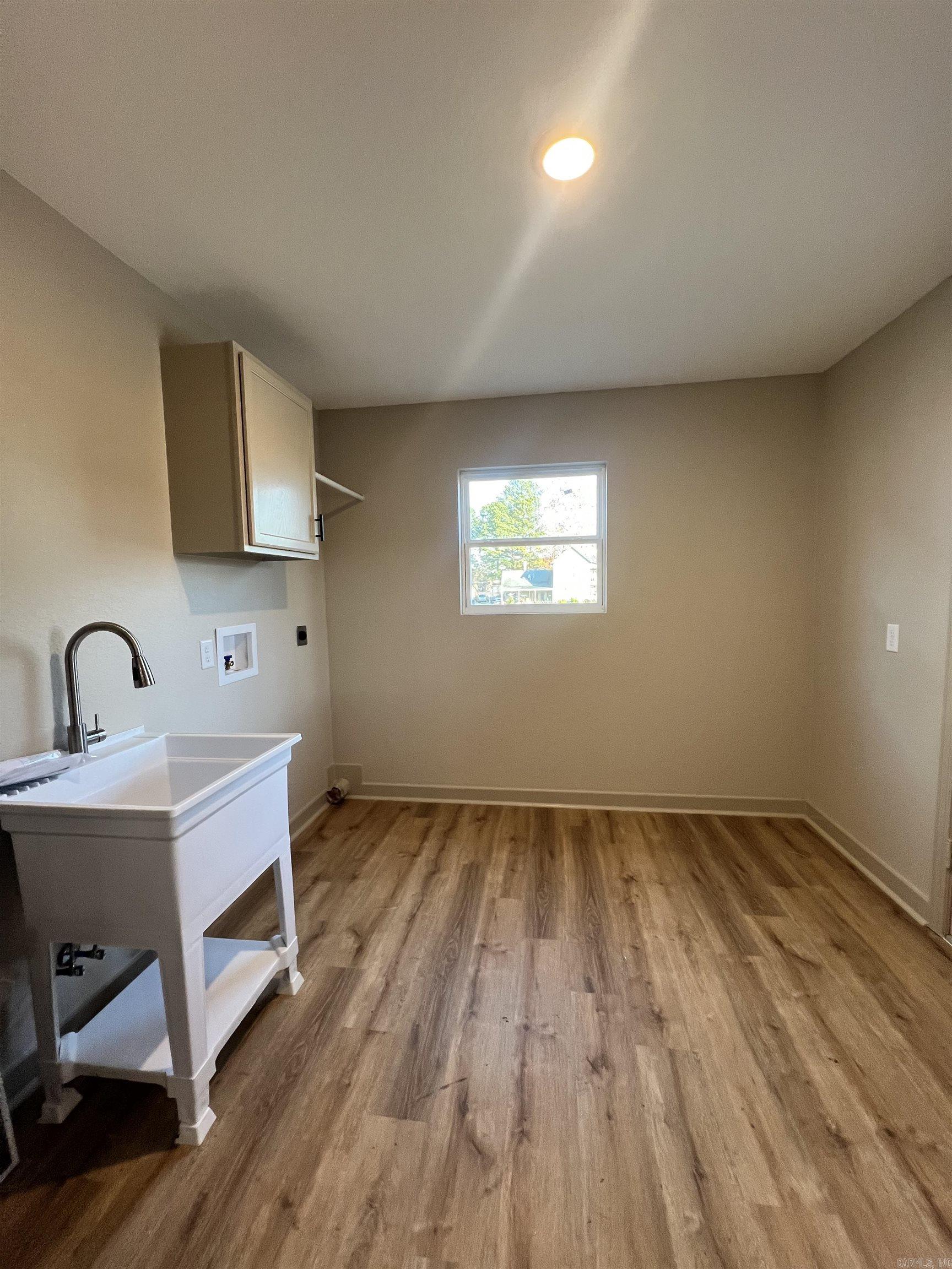 107 E Center  Bald Knob, AR