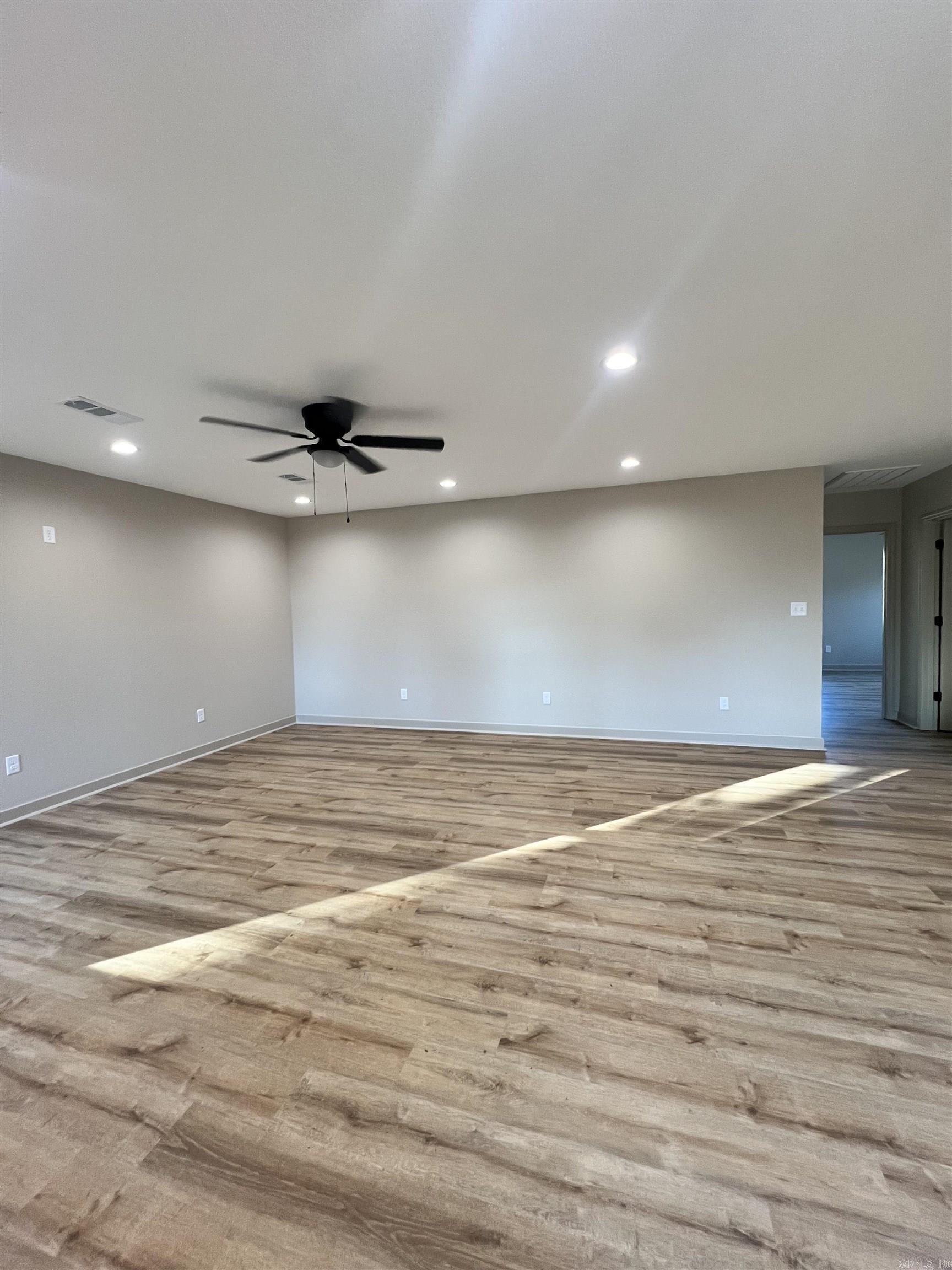 107 E Center  Bald Knob, AR