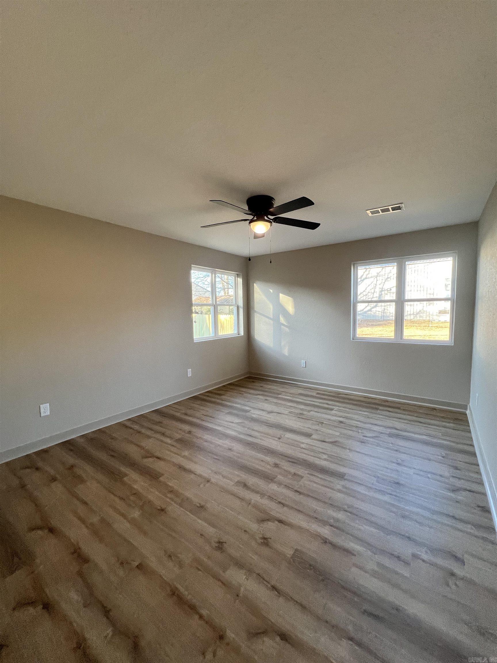 107 E Center  Bald Knob, AR