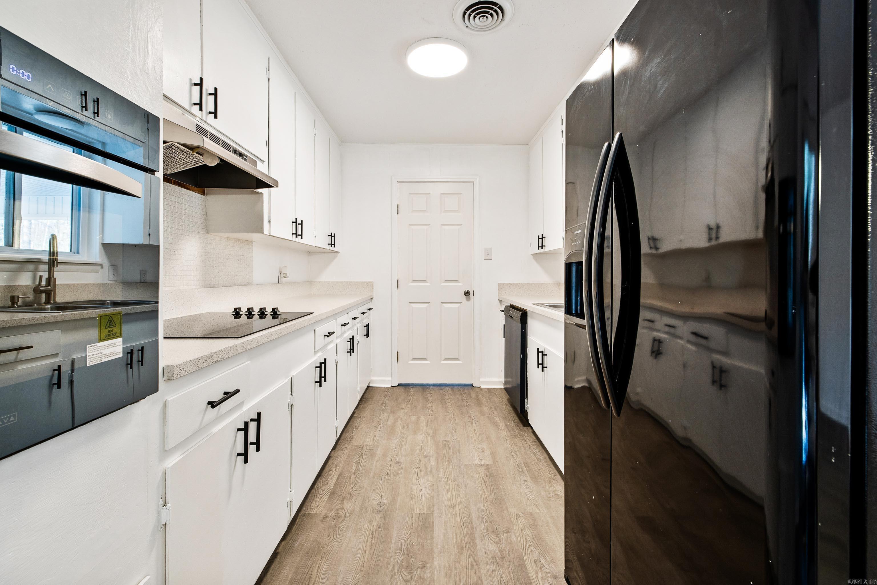 1522 Chris  Benton, AR