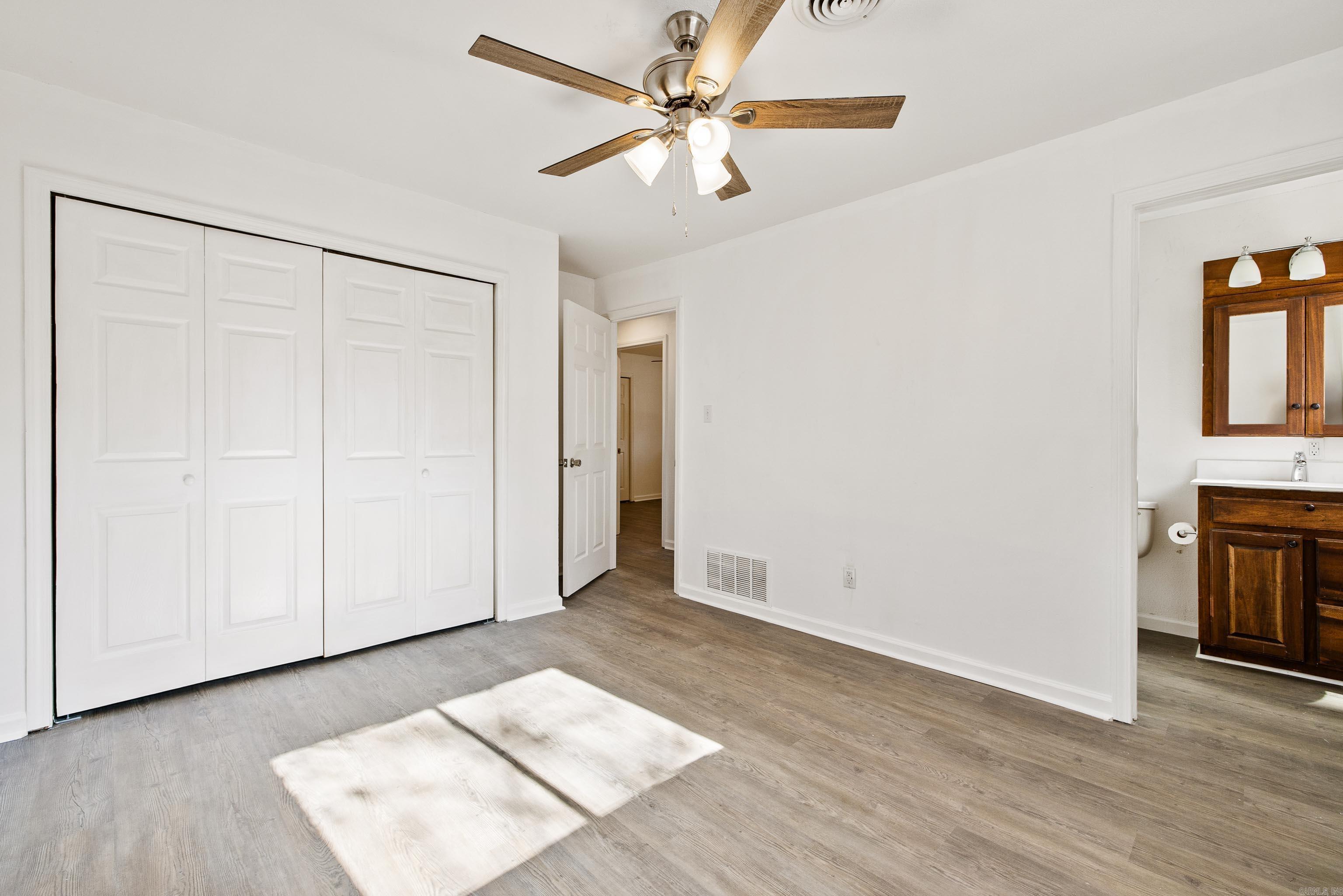 1522 Chris  Benton, AR