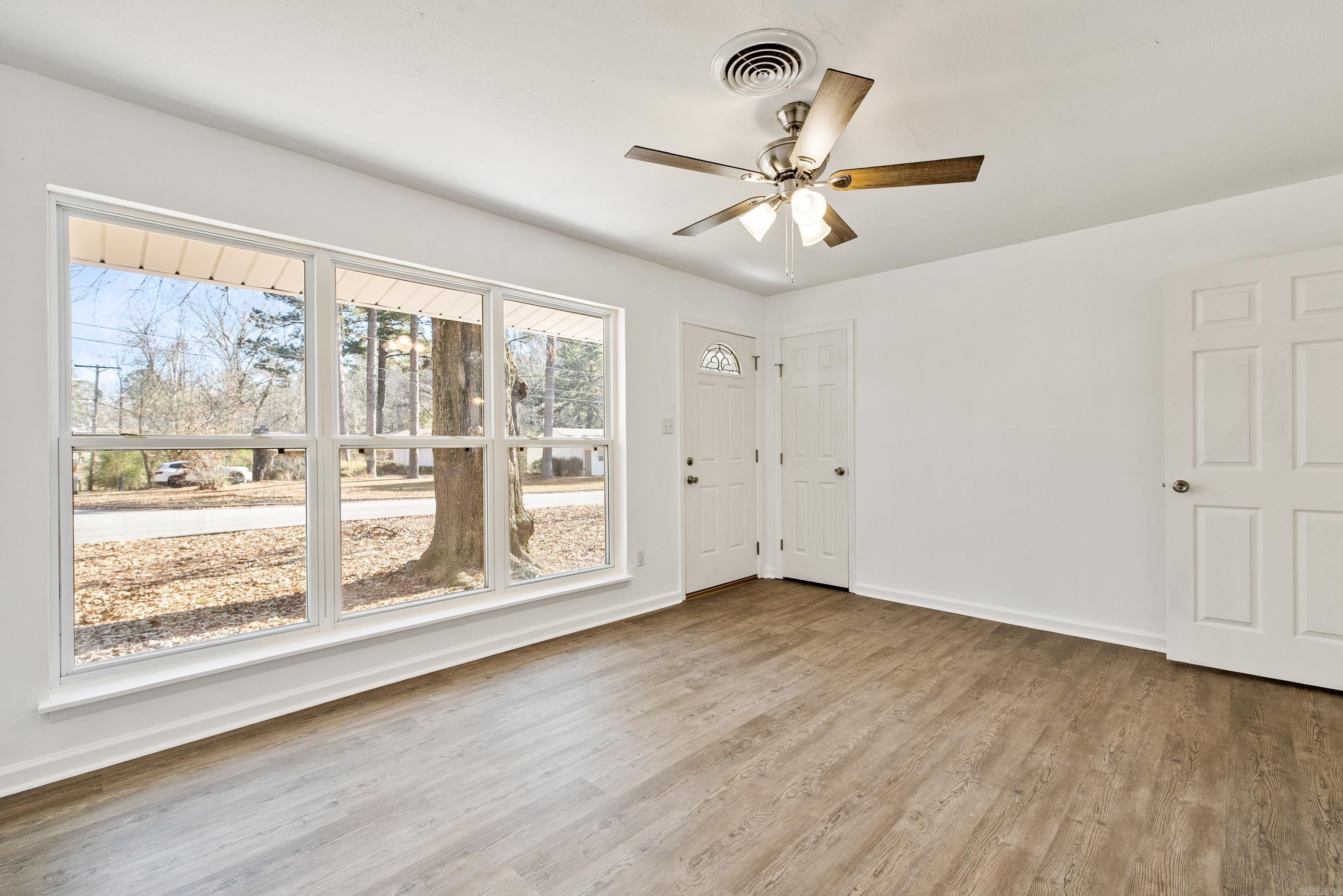 1522 Chris  Benton, AR