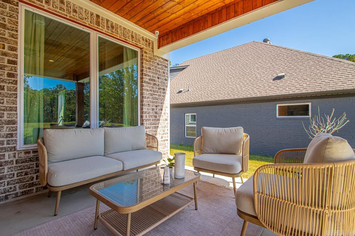 2565 Kara  Bryant, AR