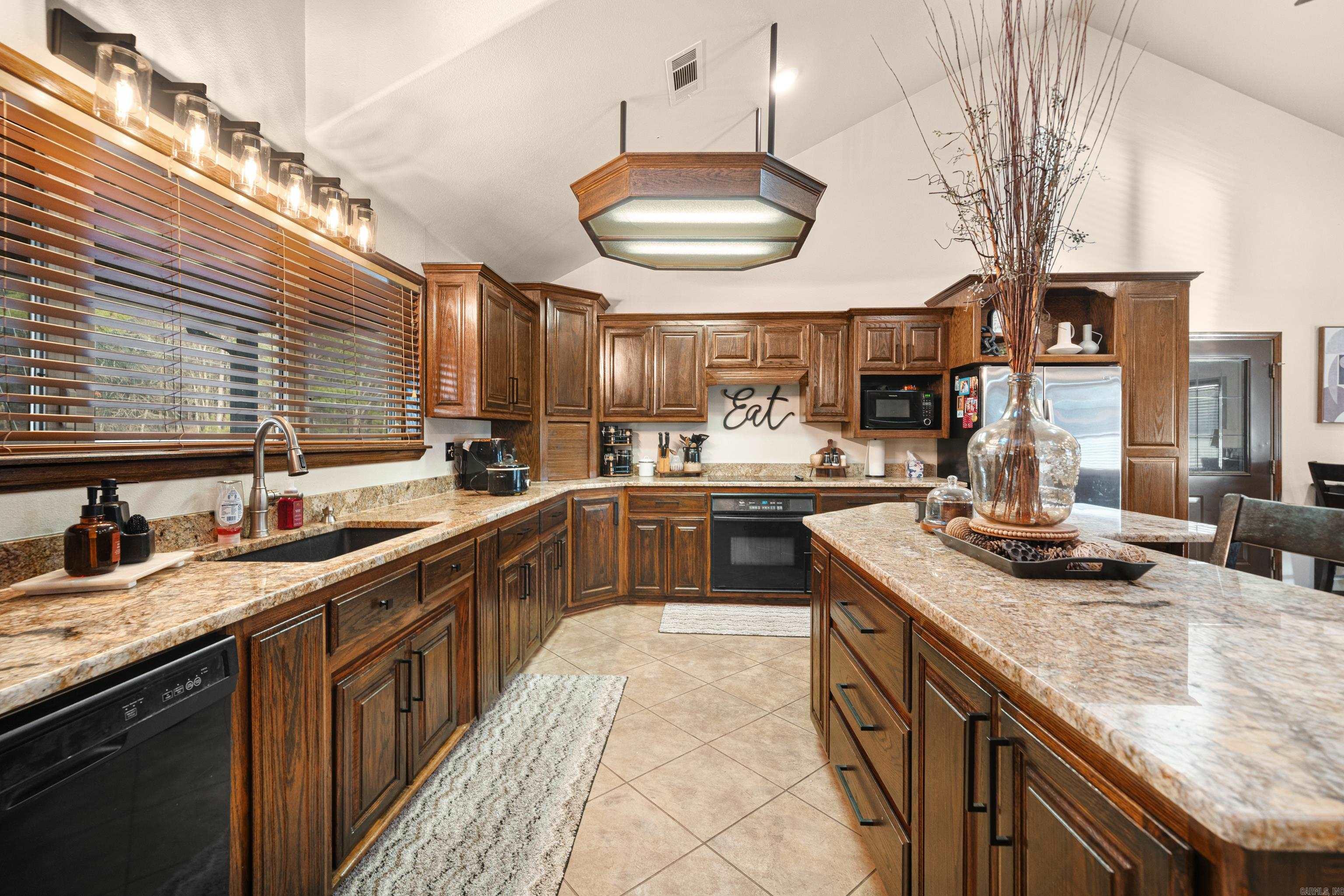 2003 N Moore Road Hot Springs, AR 71913