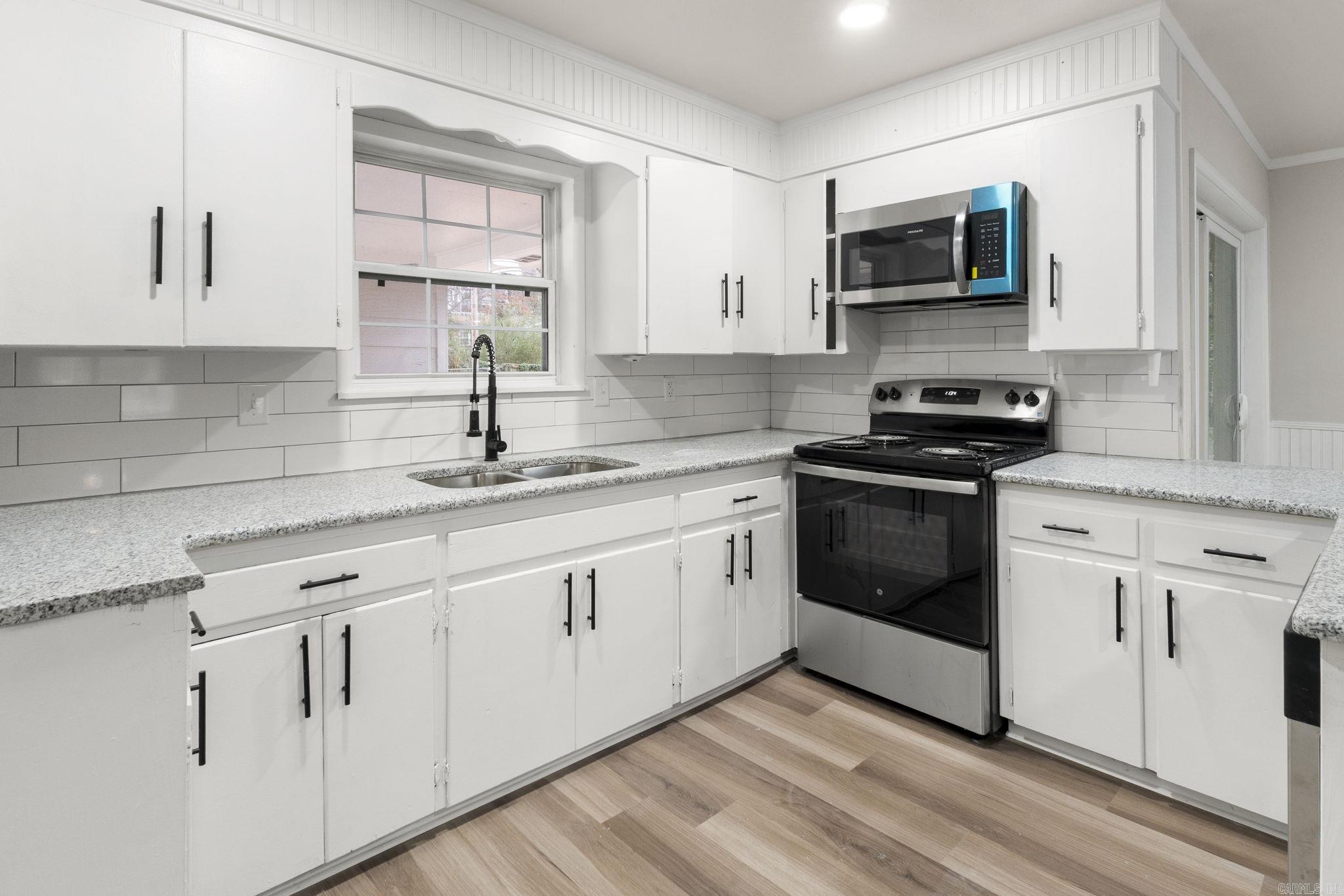 1702 Lynnwood  Benton, AR