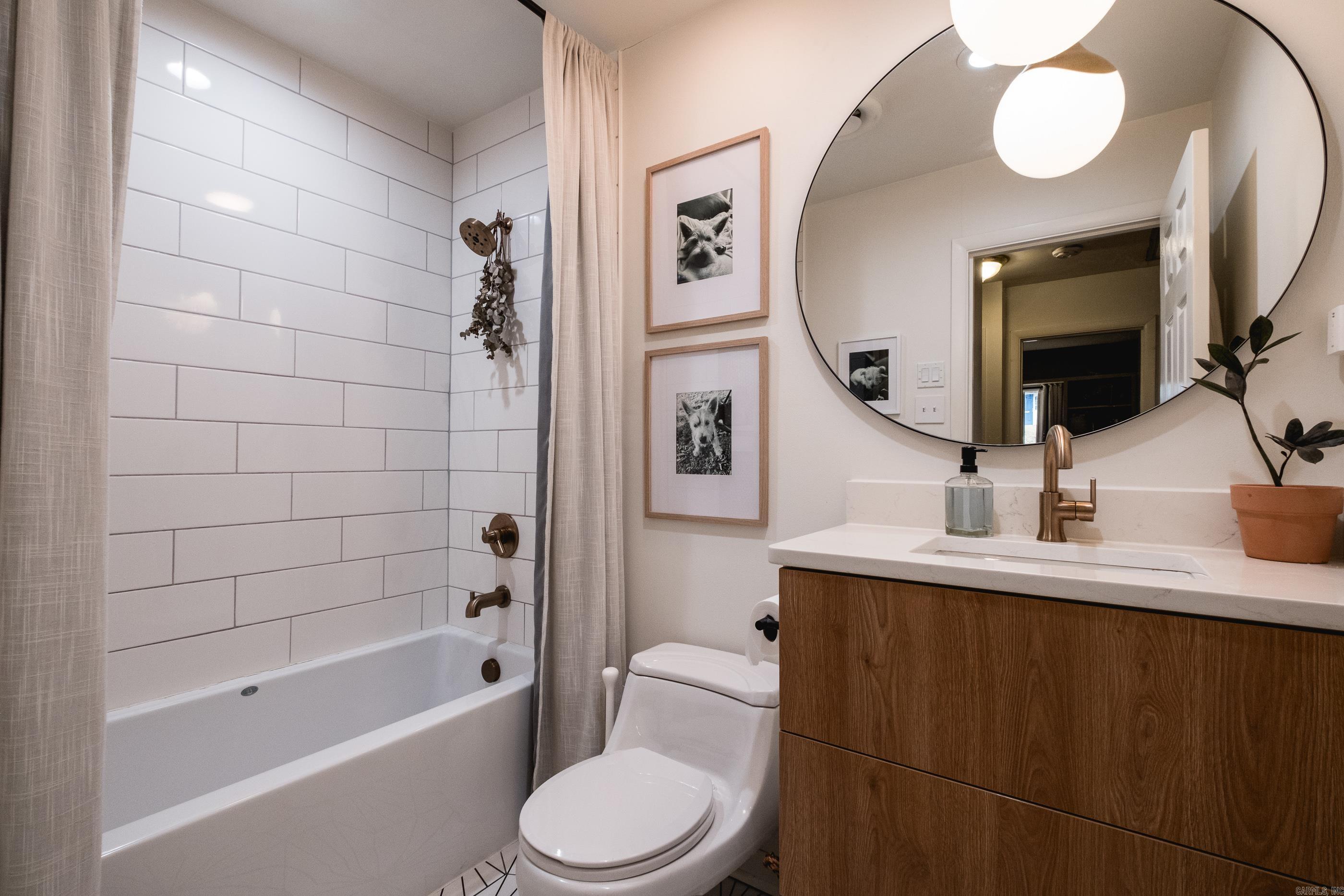 8309 Red Oak  Little Rock, AR