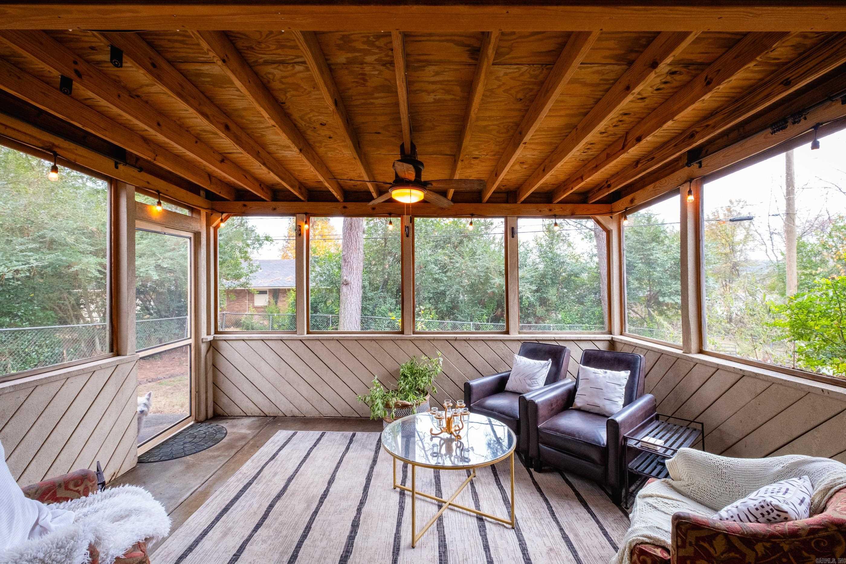 8309 Red Oak  Little Rock, AR