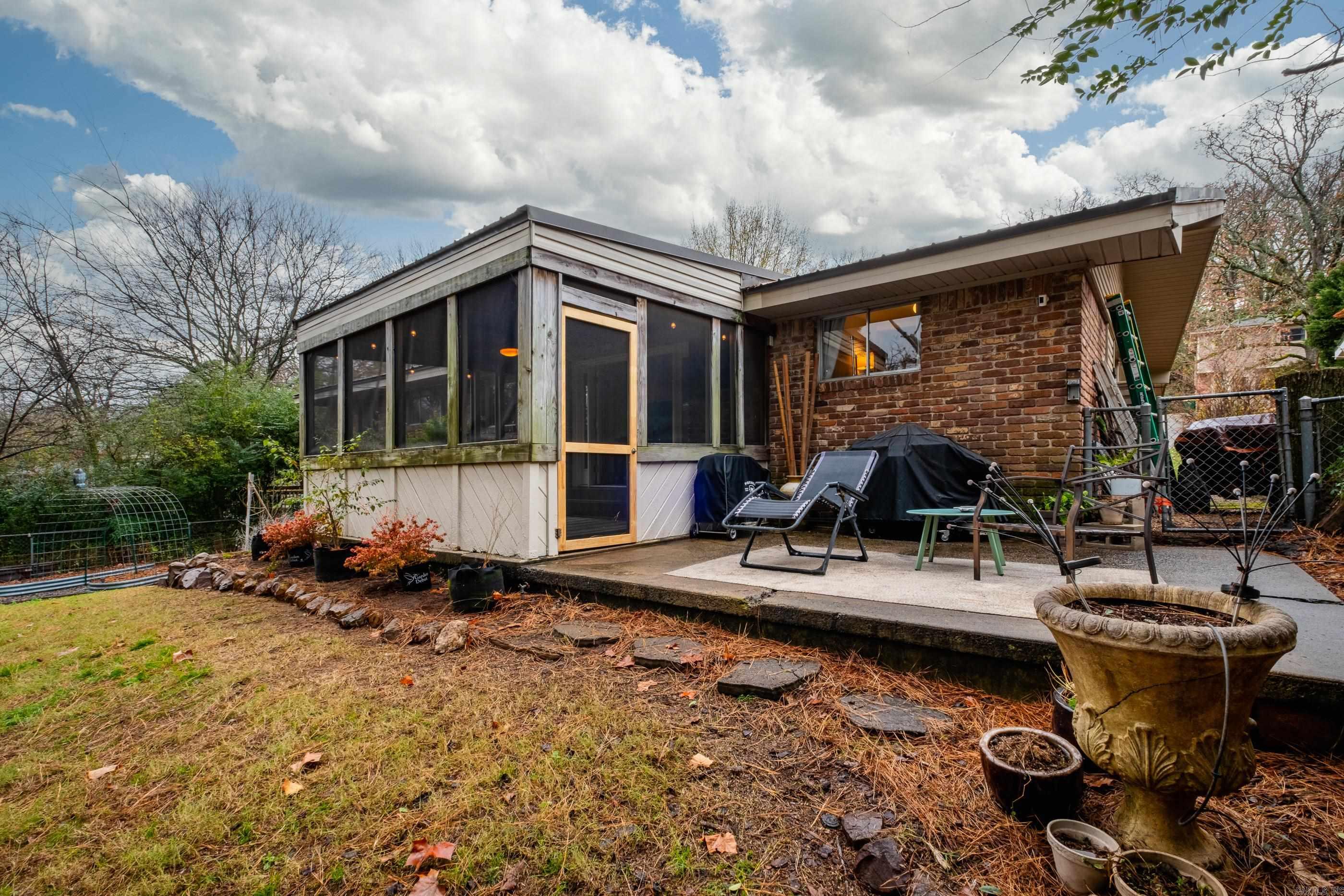 8309 Red Oak  Little Rock, AR