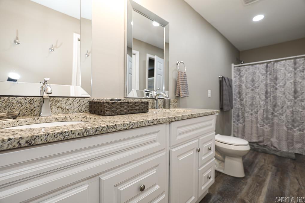 711 SHENANDOAH ROAD  Benton, AR