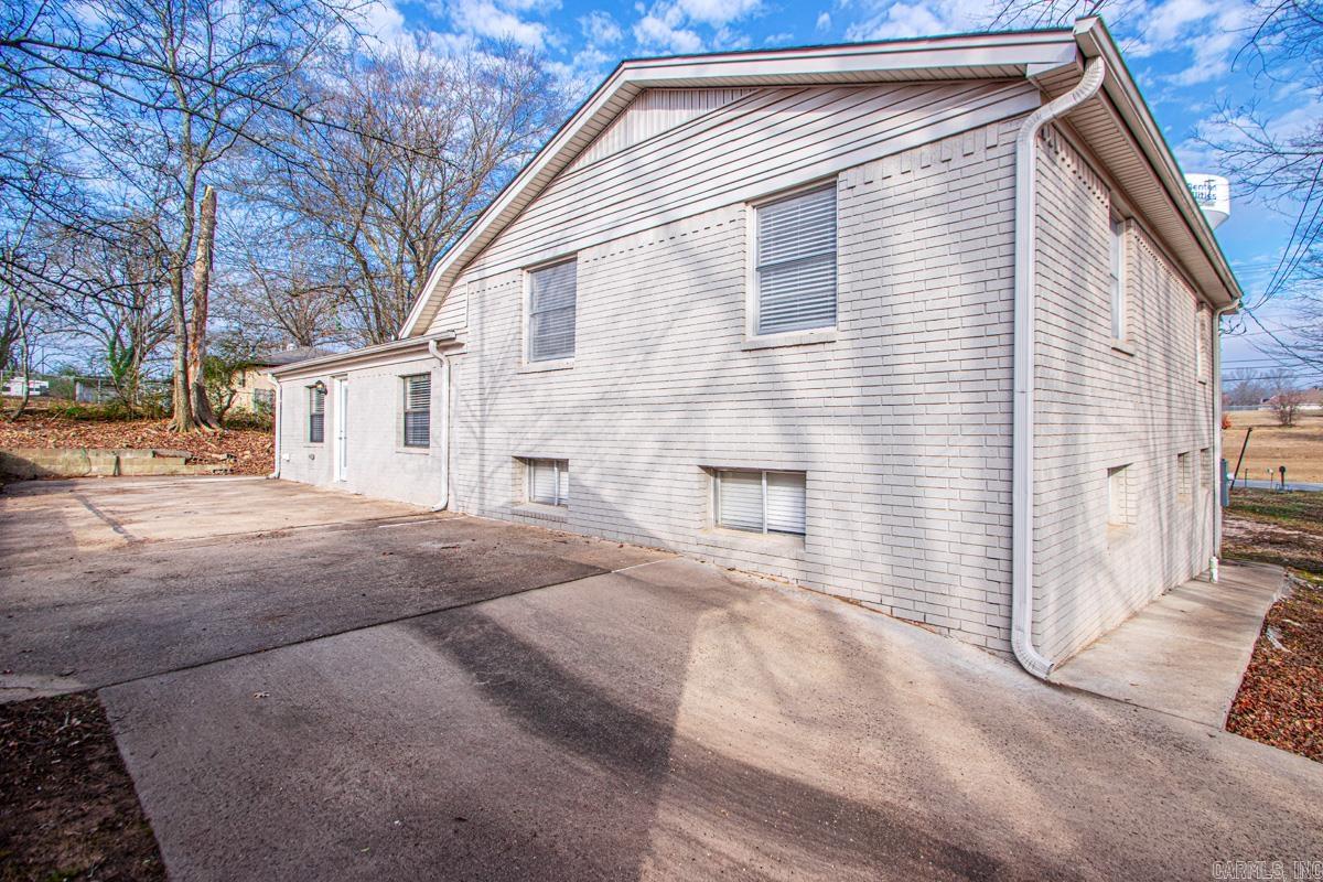 711 SHENANDOAH ROAD  Benton, AR