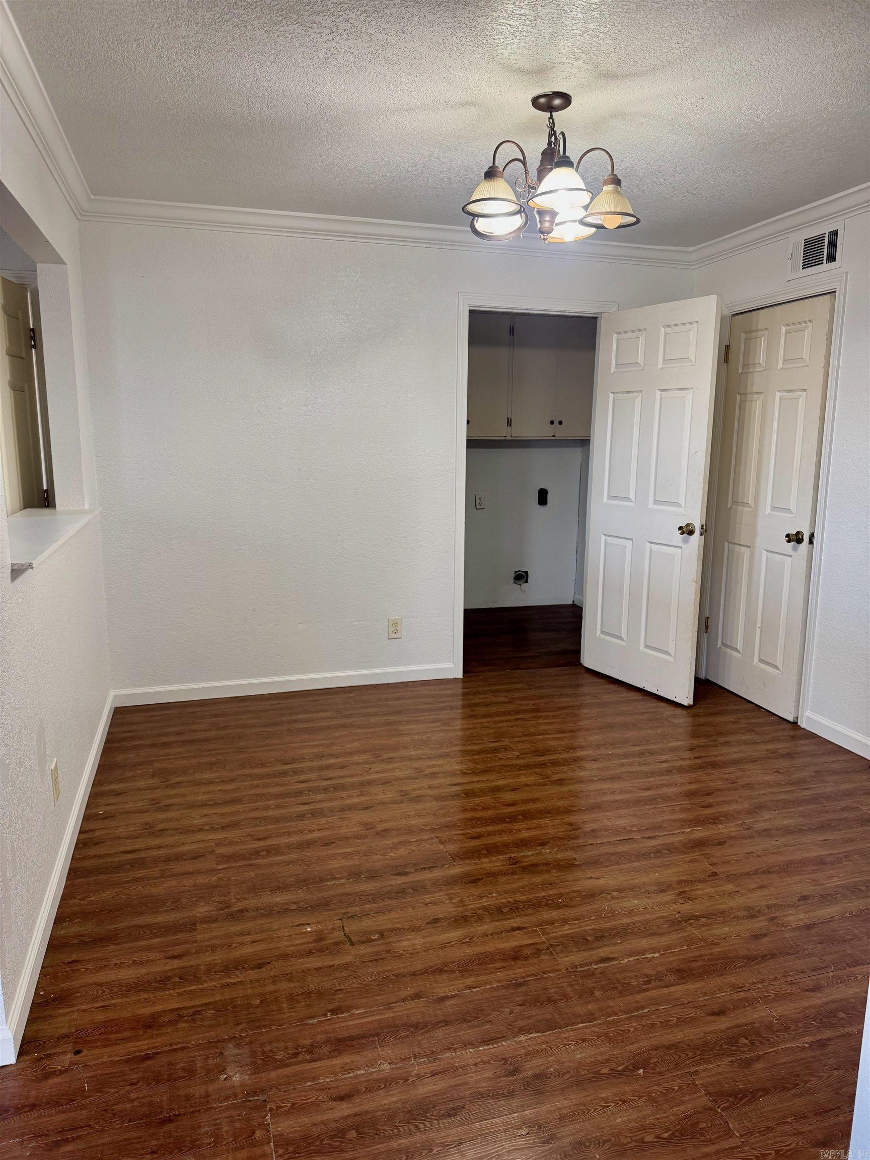 215 Pine Street Jonesboro, AR 72401