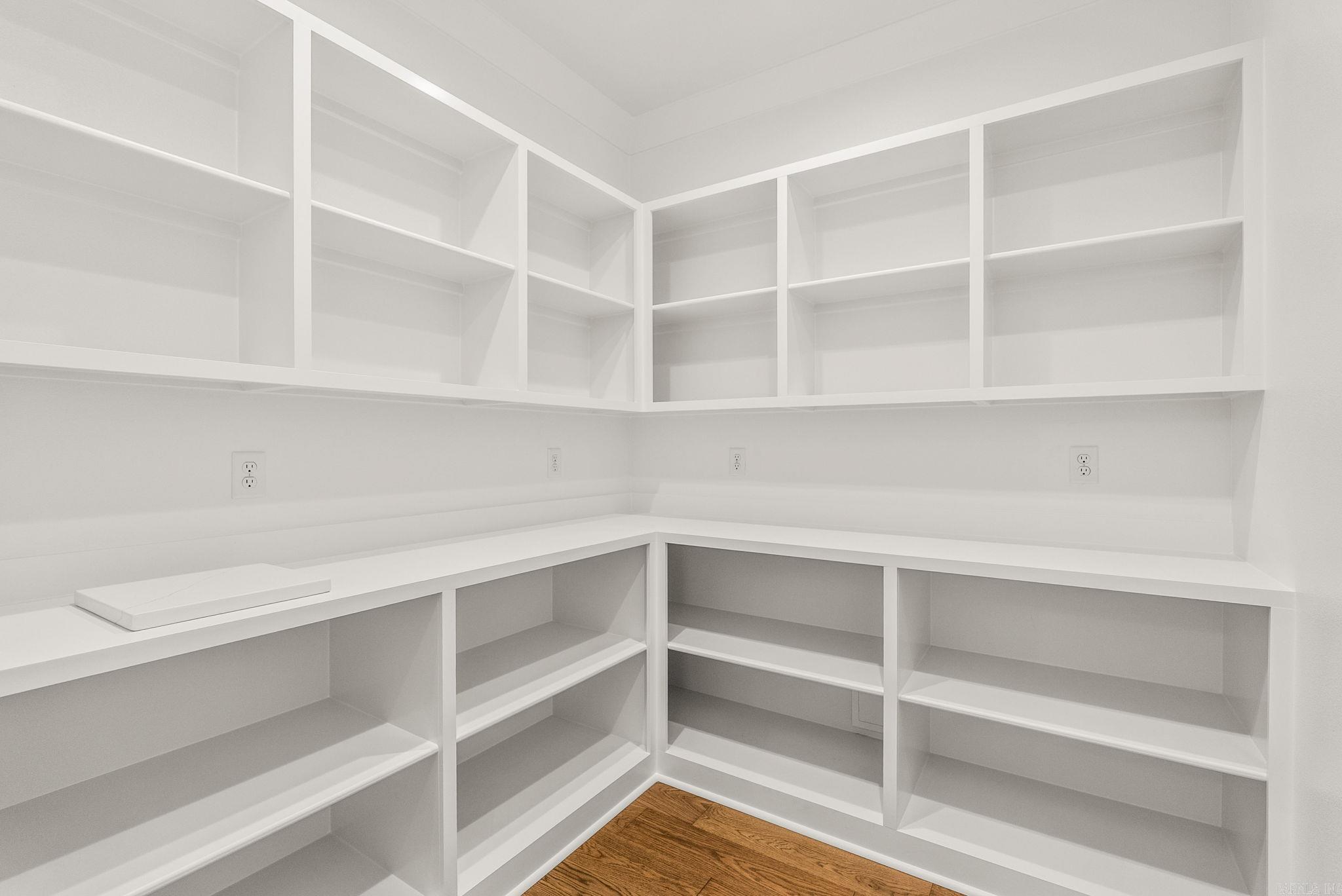 1670 DOLPHIN  Conway, AR