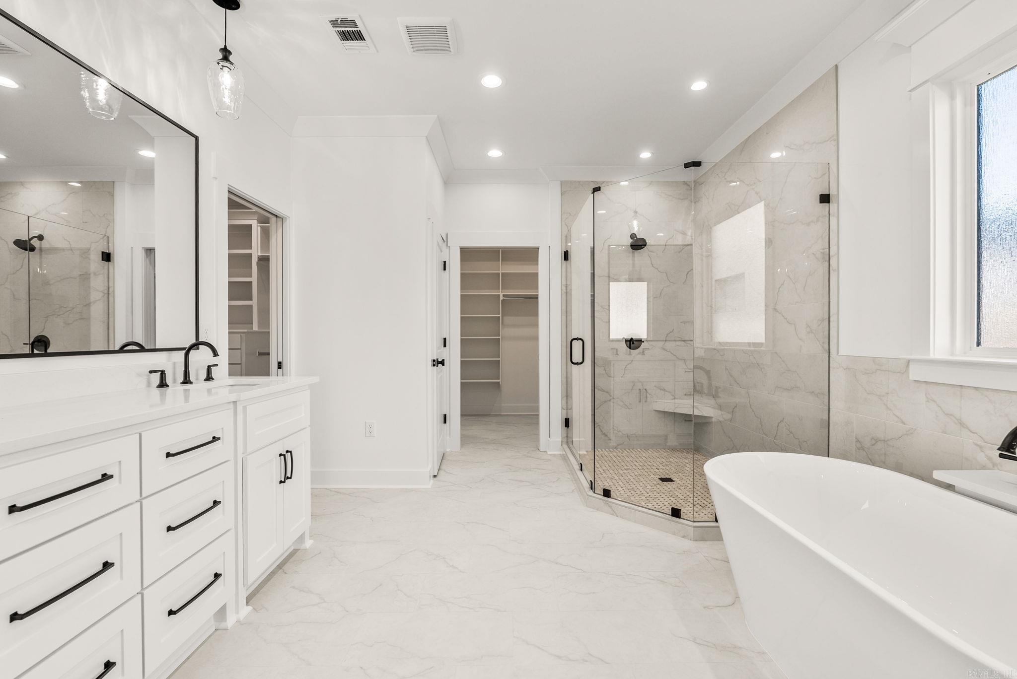 1670 DOLPHIN  Conway, AR