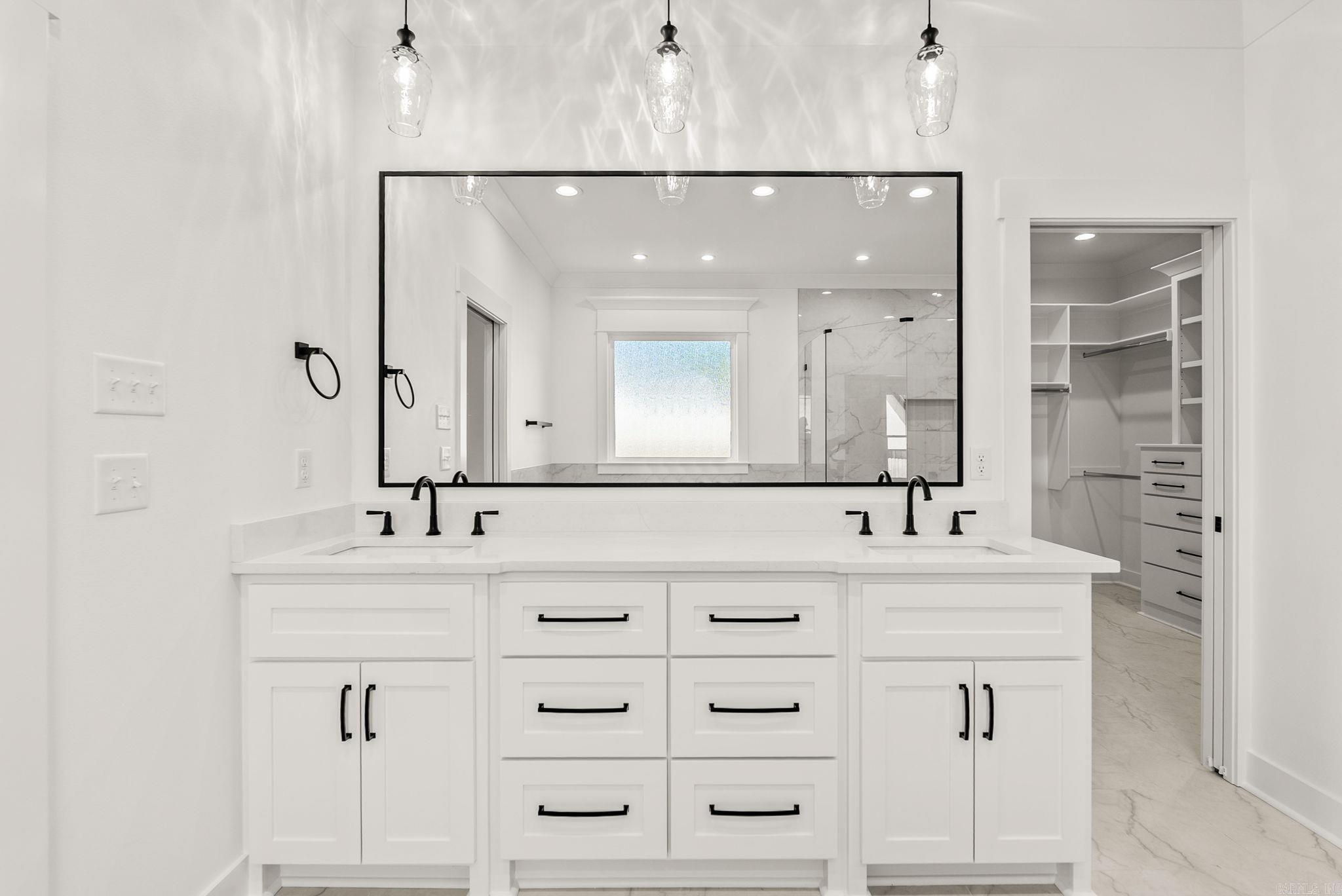 1670 DOLPHIN  Conway, AR