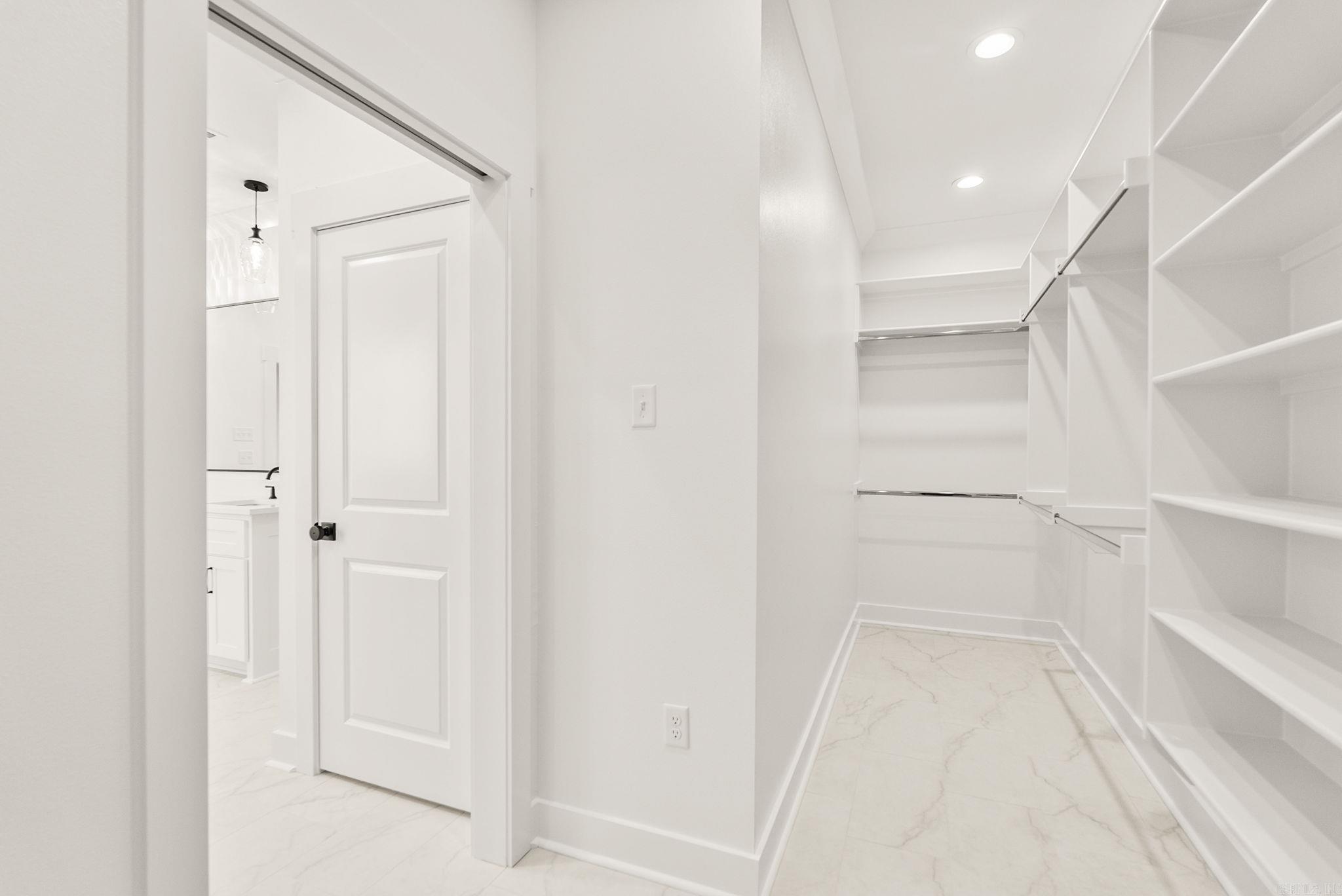 1670 DOLPHIN  Conway, AR