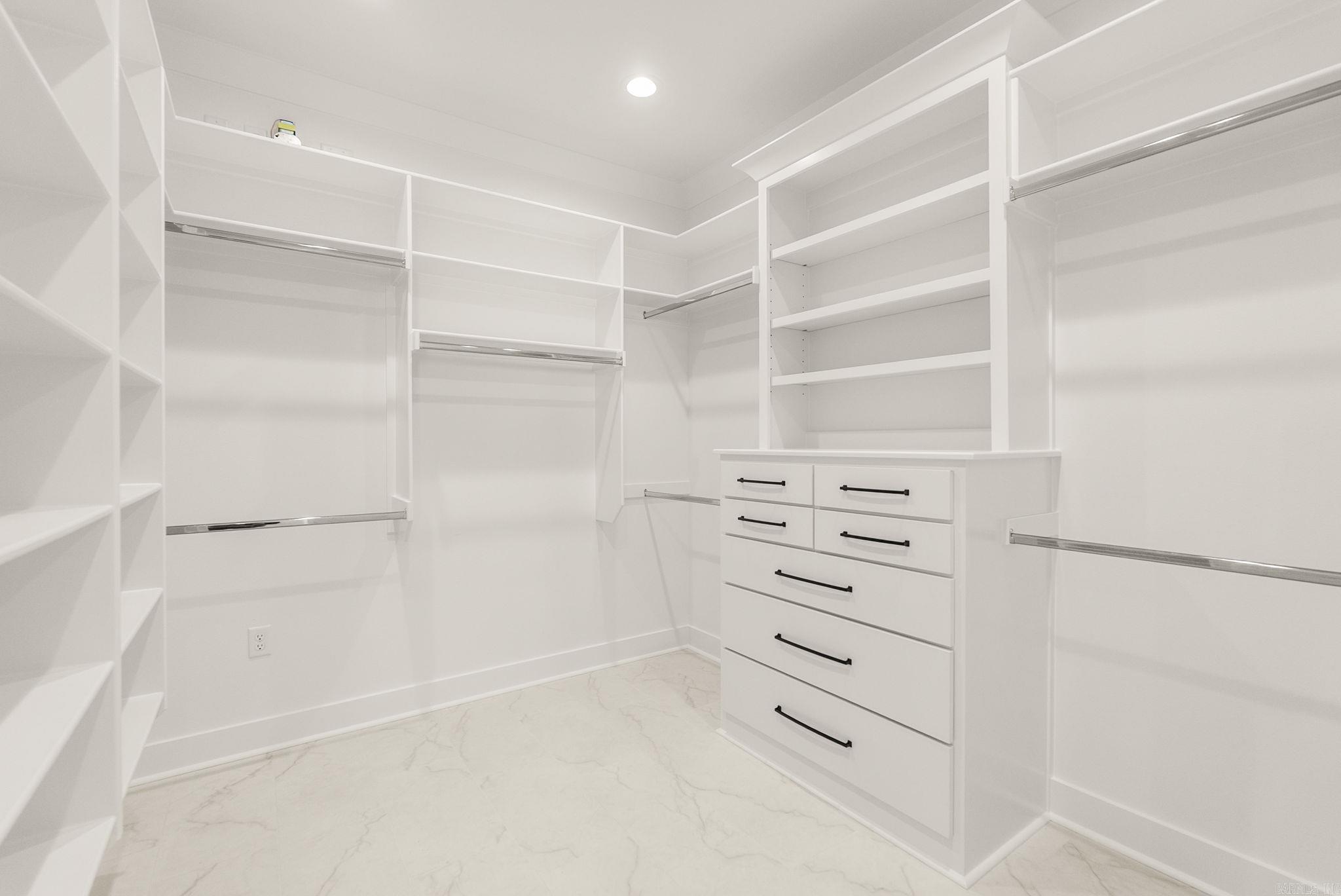 1670 DOLPHIN  Conway, AR