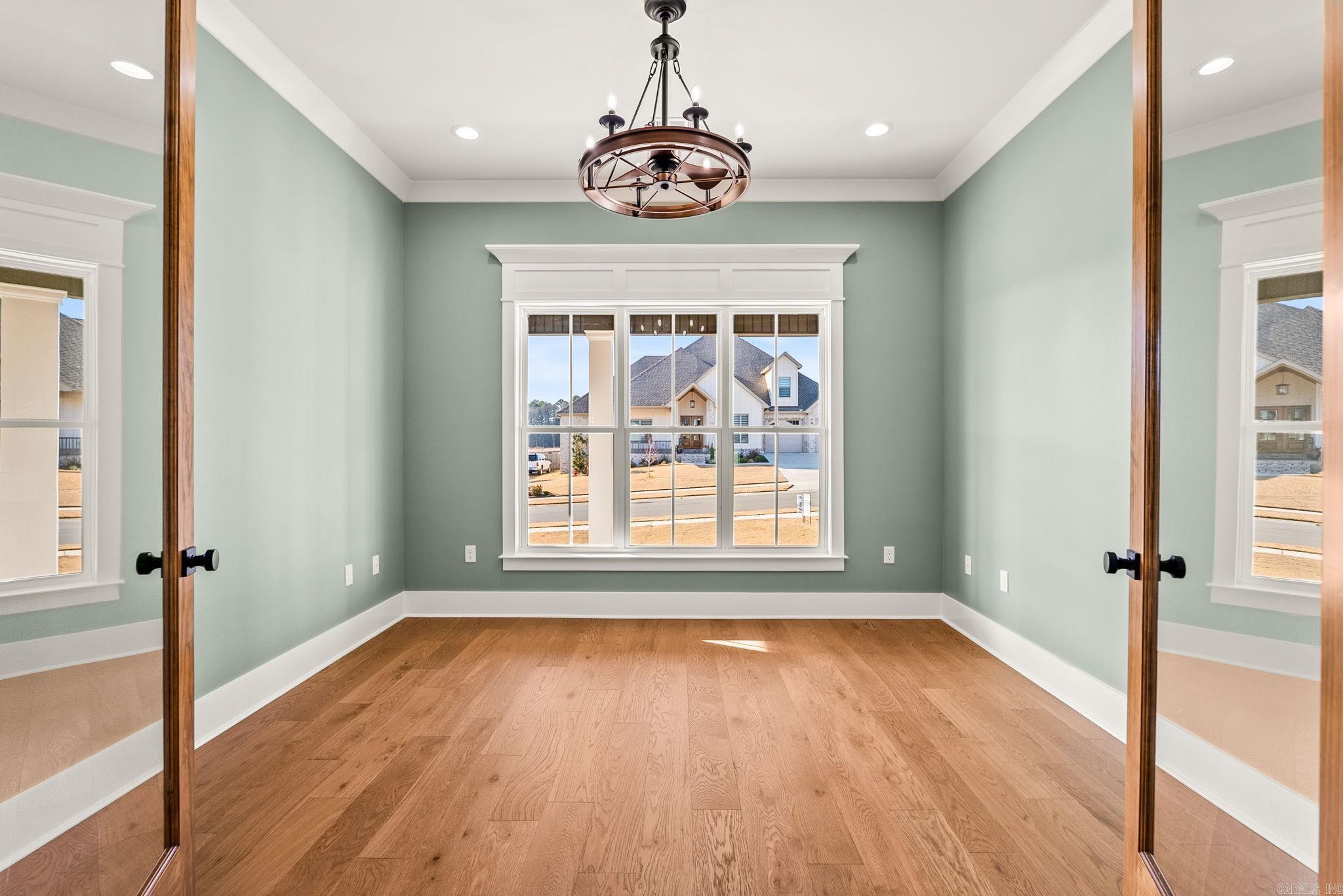 1670 DOLPHIN  Conway, AR