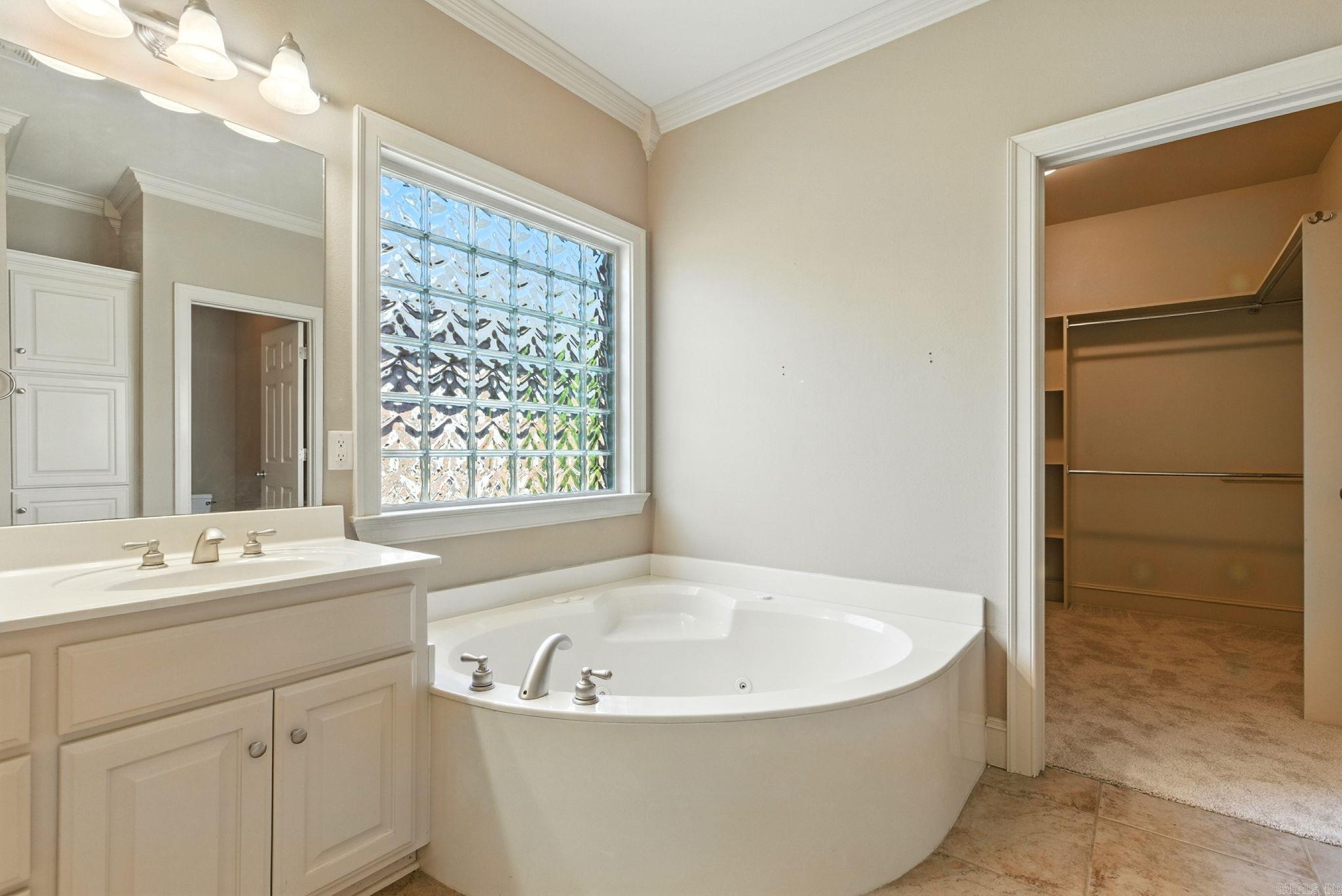 113 Bouriese  Maumelle, AR