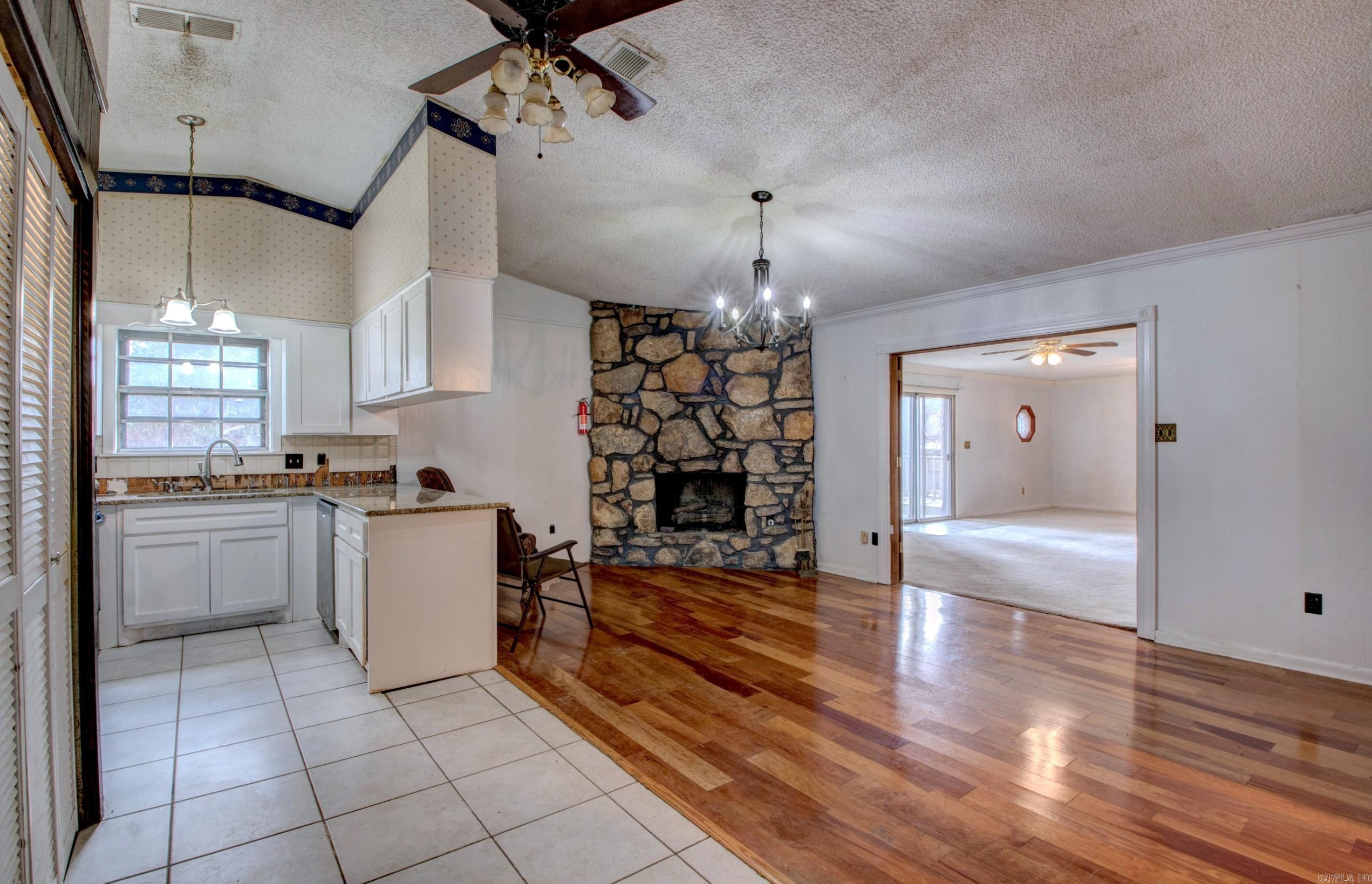 86 Lexington  White Hall, AR