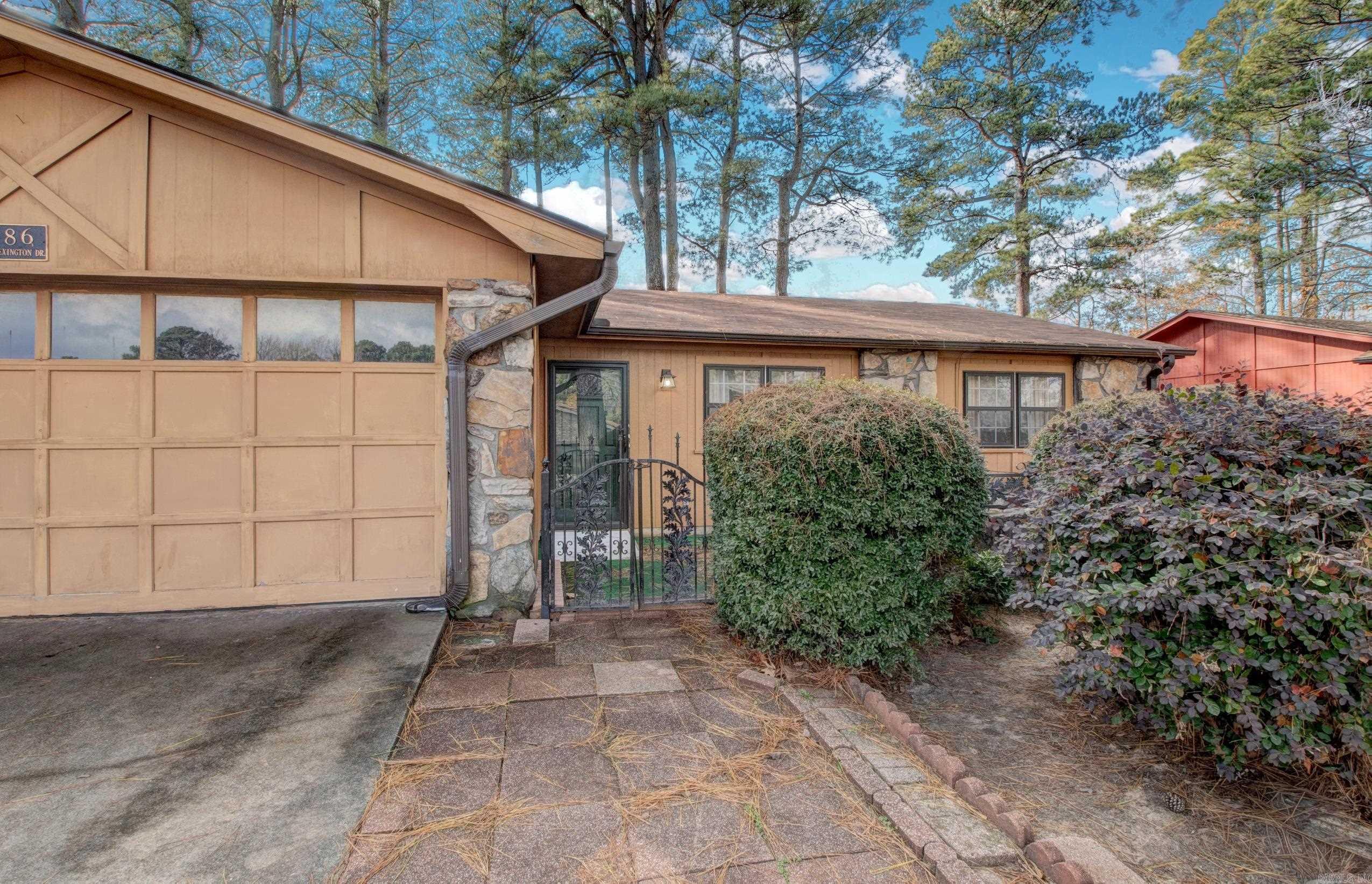 86 Lexington  White Hall, AR