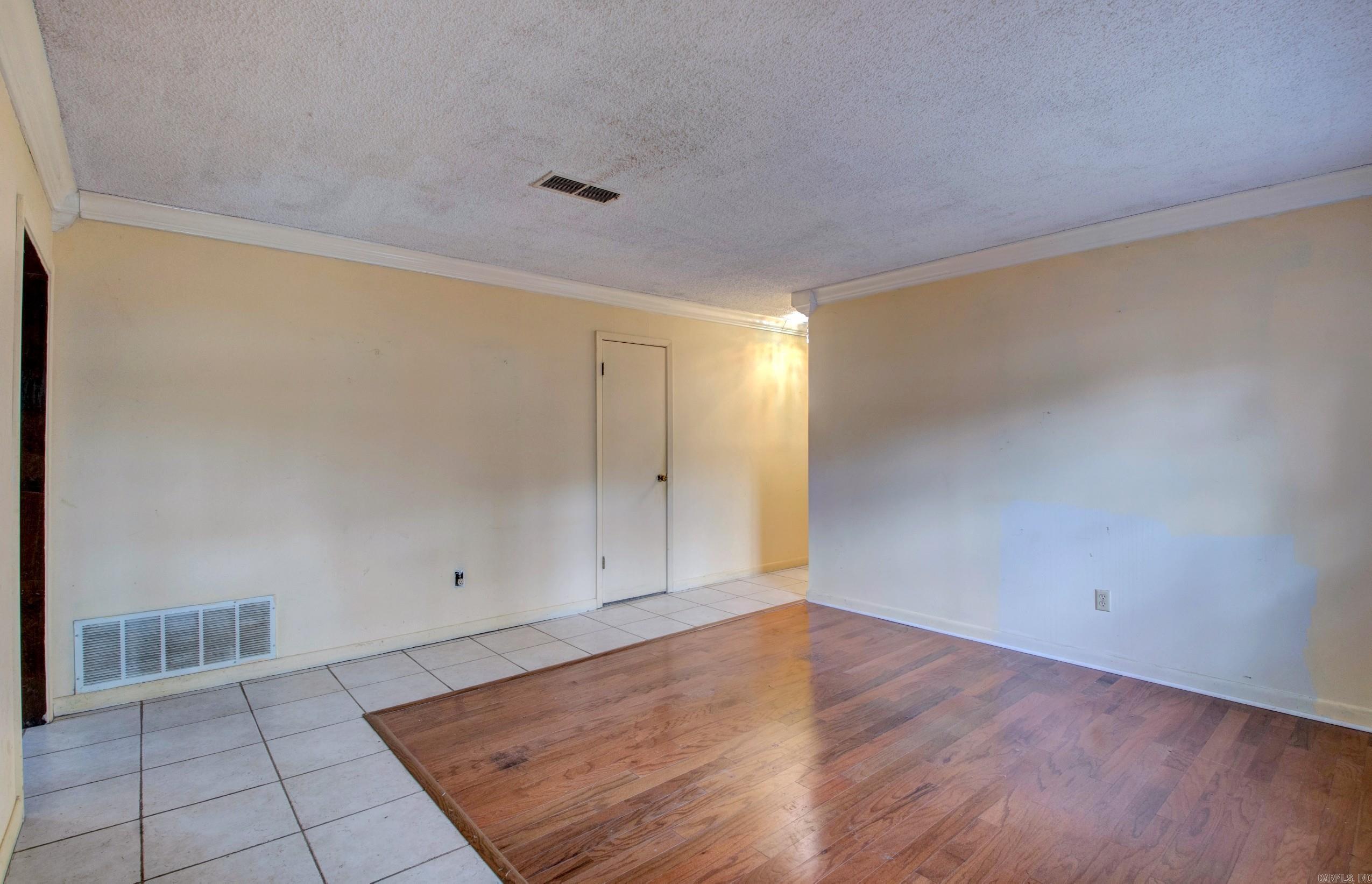 86 Lexington  White Hall, AR