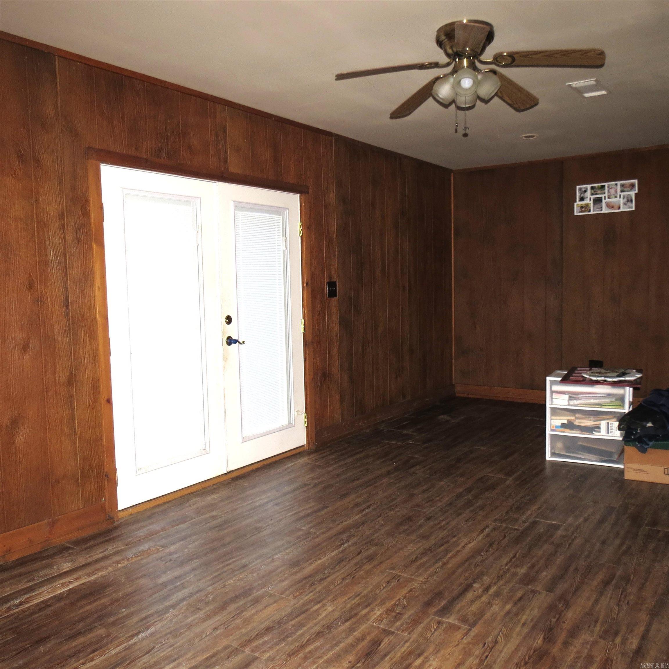 9201 Old Warren  Pine Bluff, AR