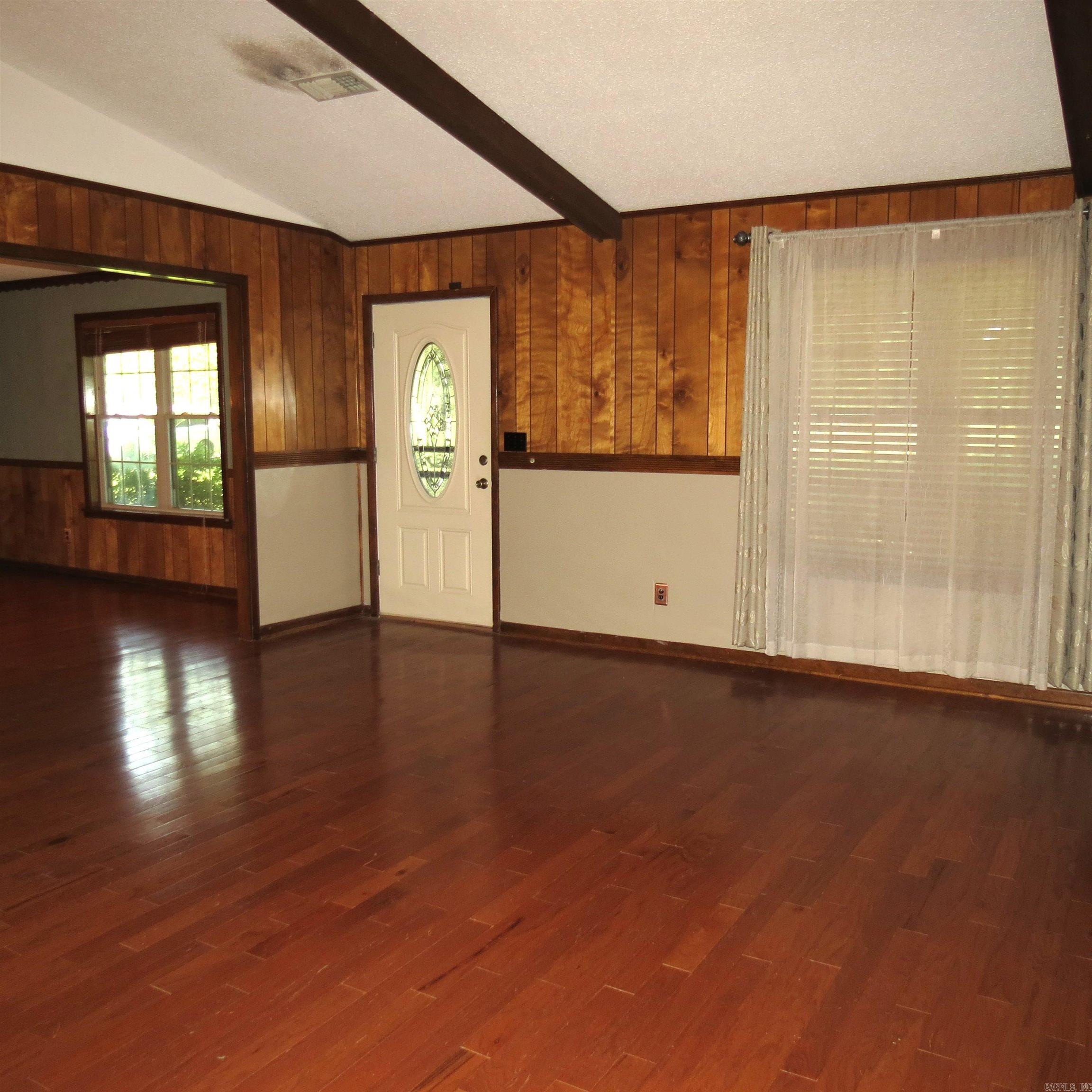 9201 Old Warren  Pine Bluff, AR