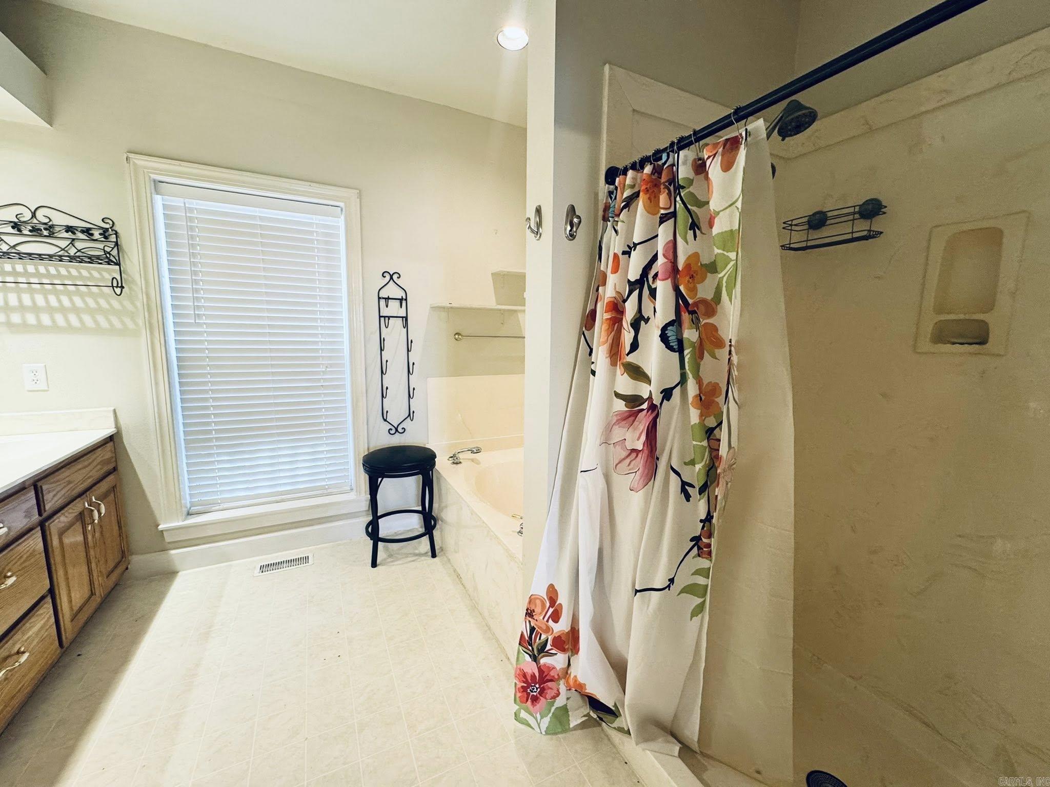 287 Country Charm  Mountain View, AR