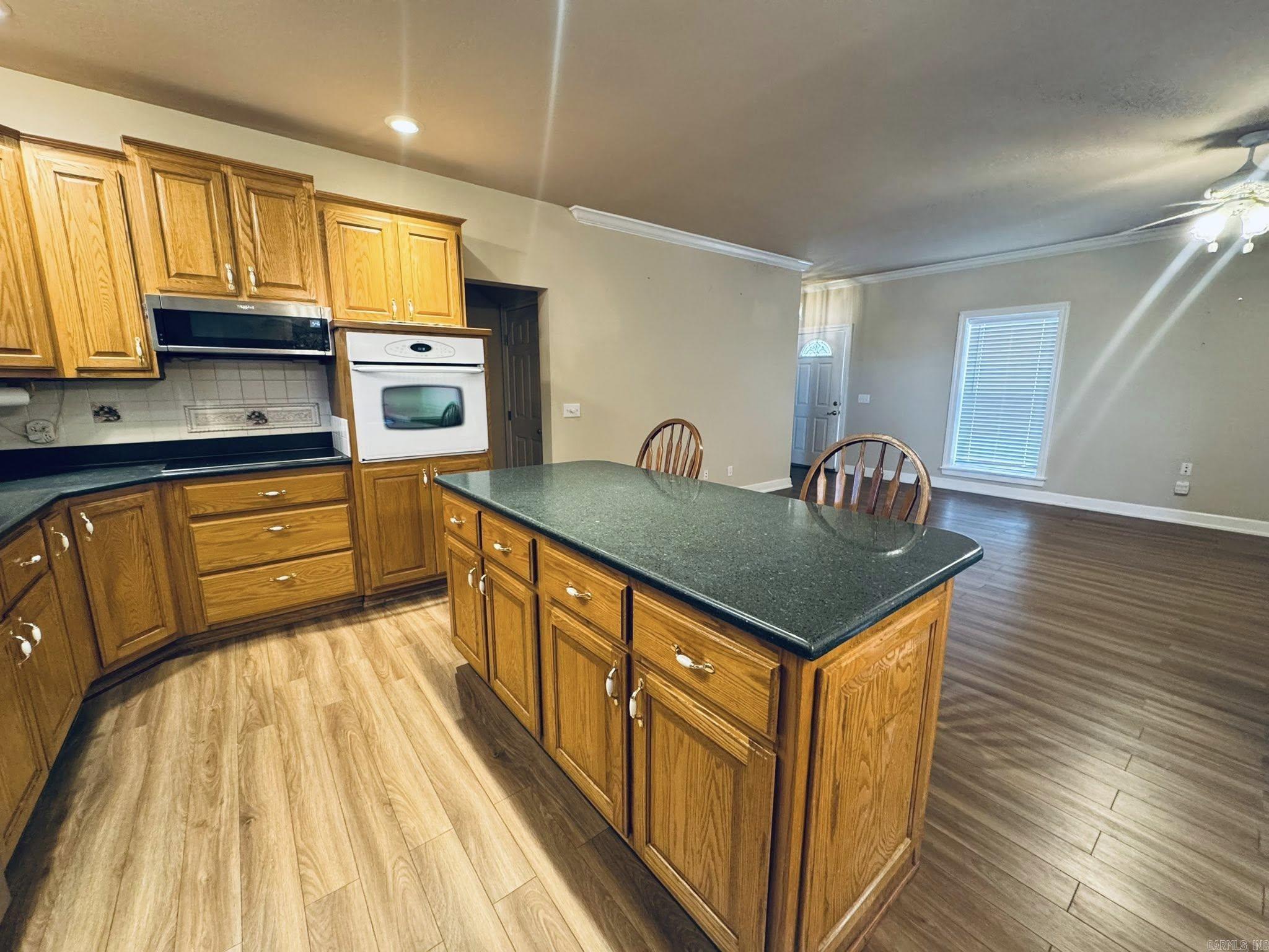 287 Country Charm  Mountain View, AR