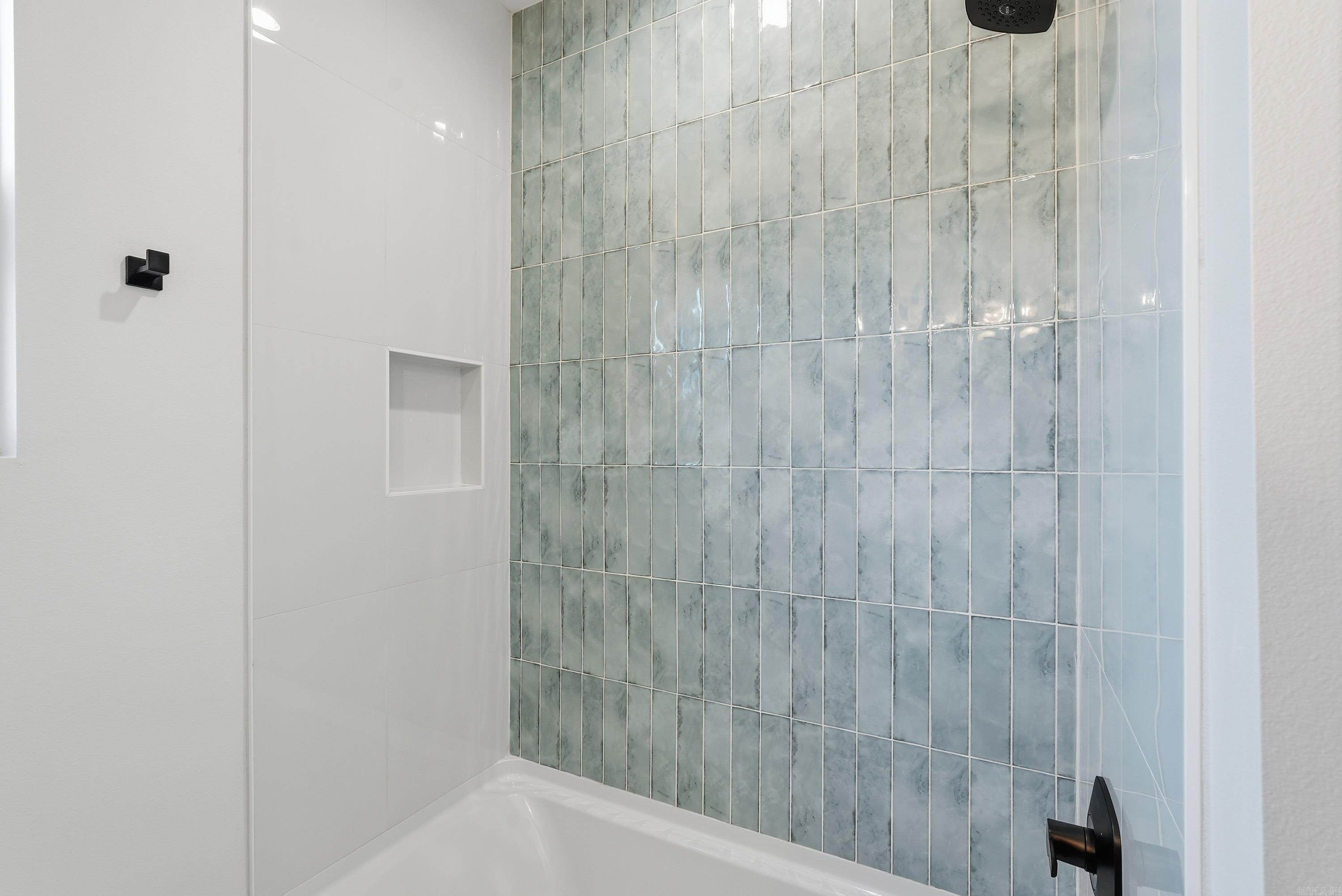 240 Castleberry  Greenbrier, AR