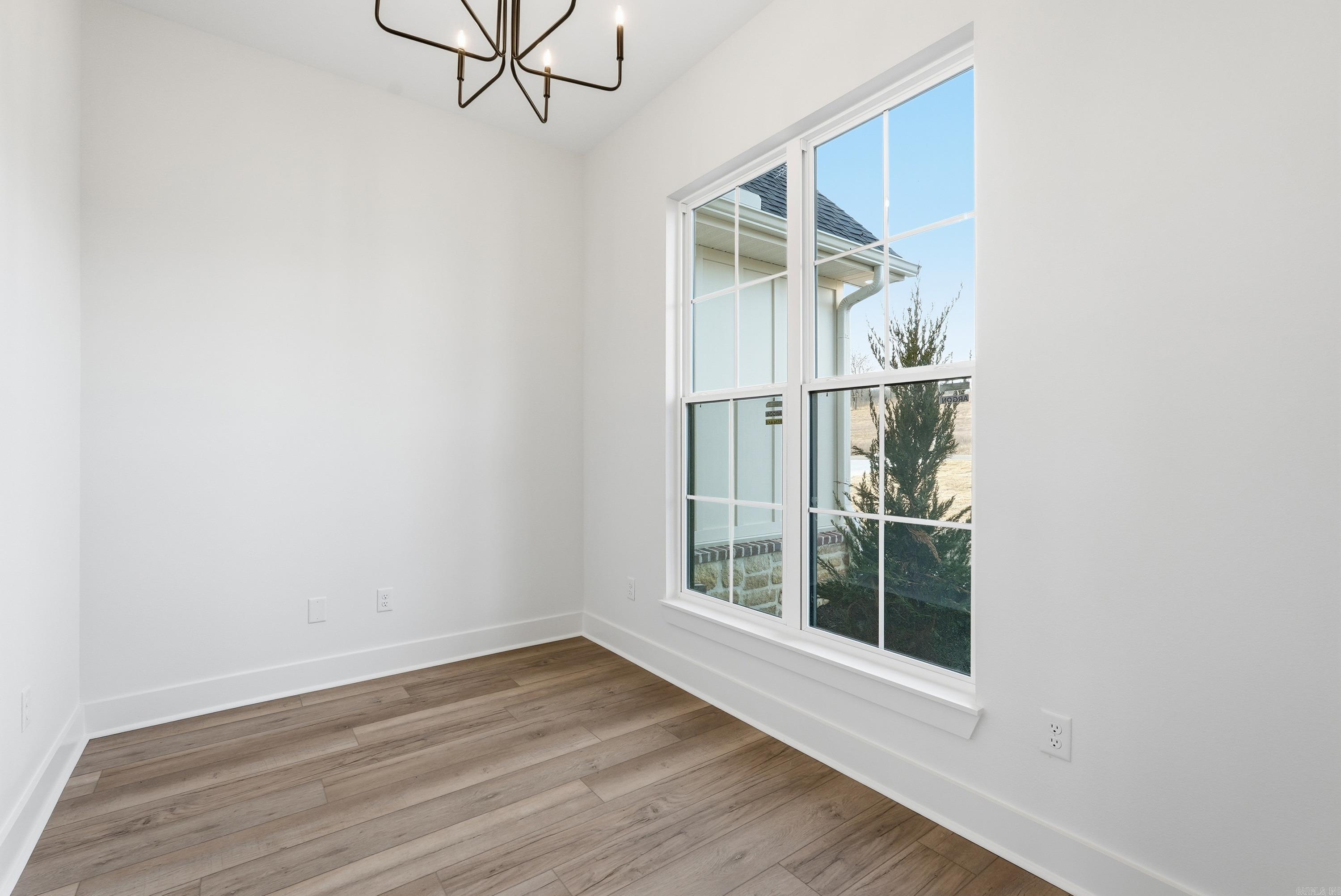 240 Castleberry  Greenbrier, AR