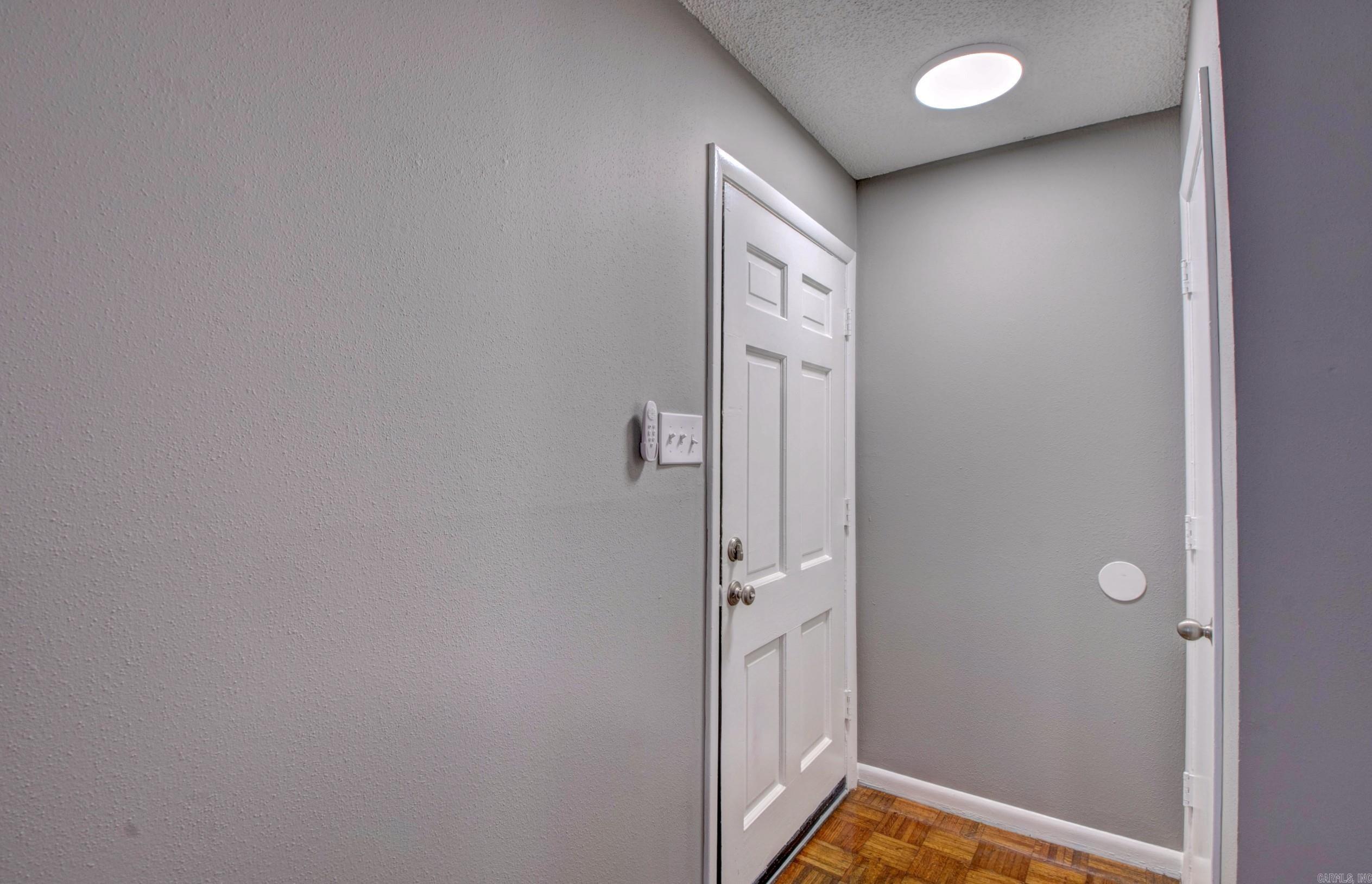 2911 Wynne Dr  Little Rock, AR