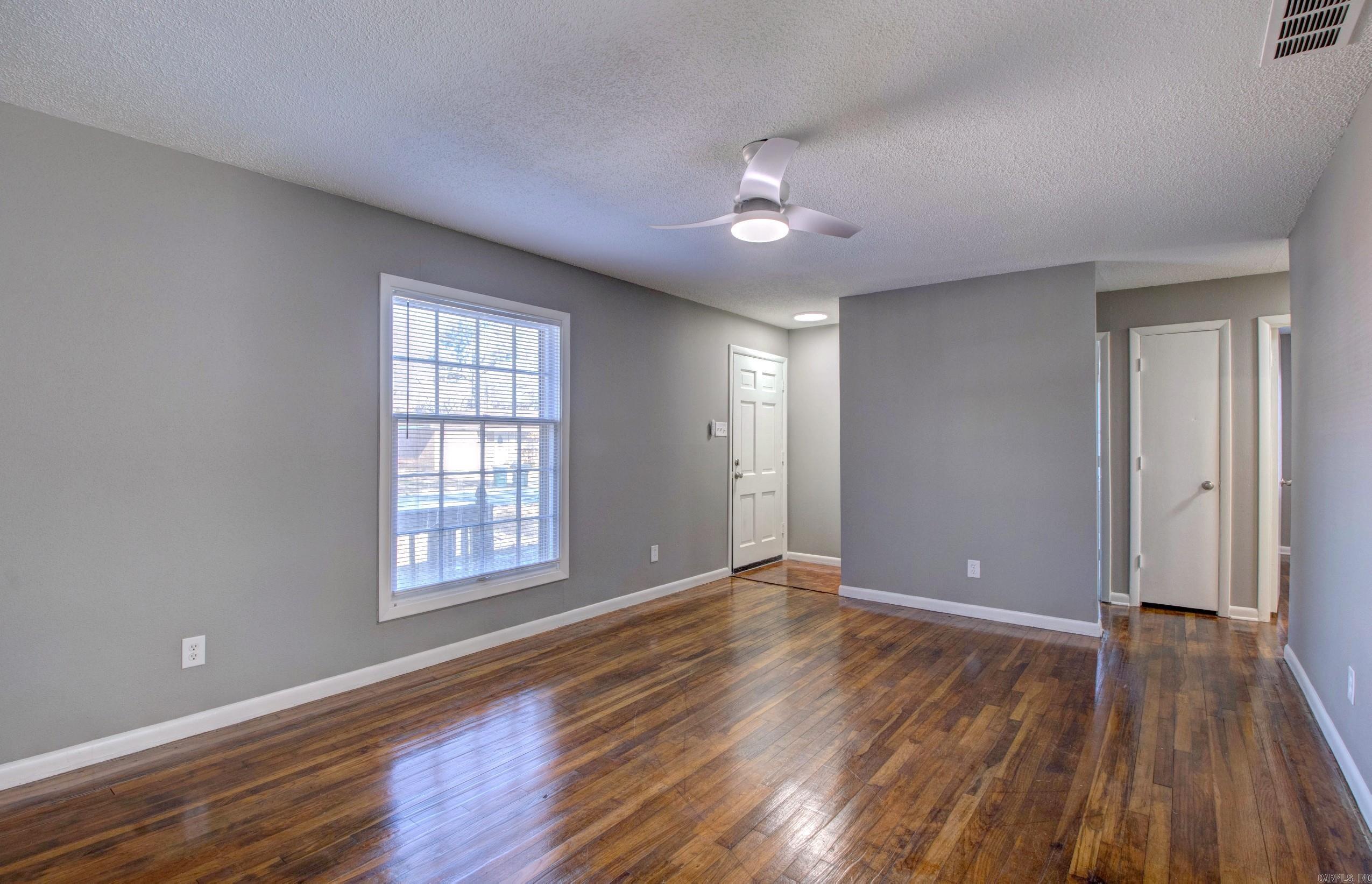 2911 Wynne Dr  Little Rock, AR