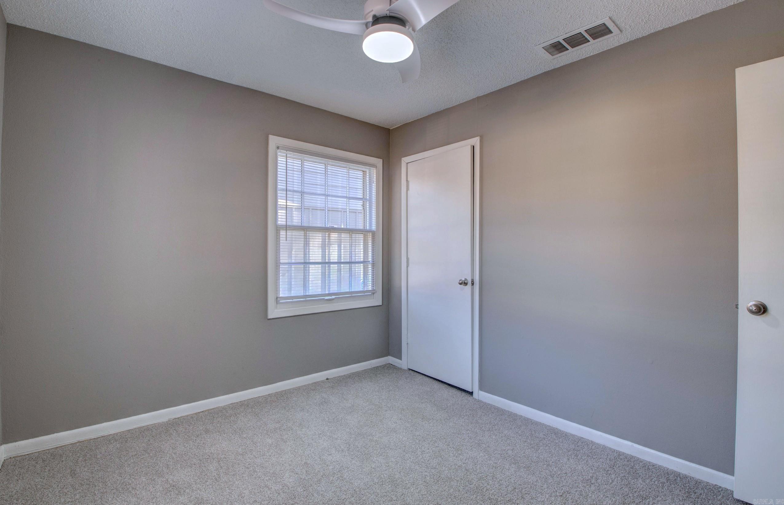 2911 Wynne Dr  Little Rock, AR