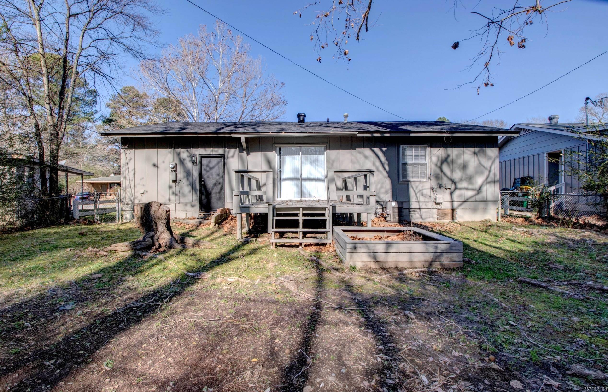 2911 Wynne Dr  Little Rock, AR