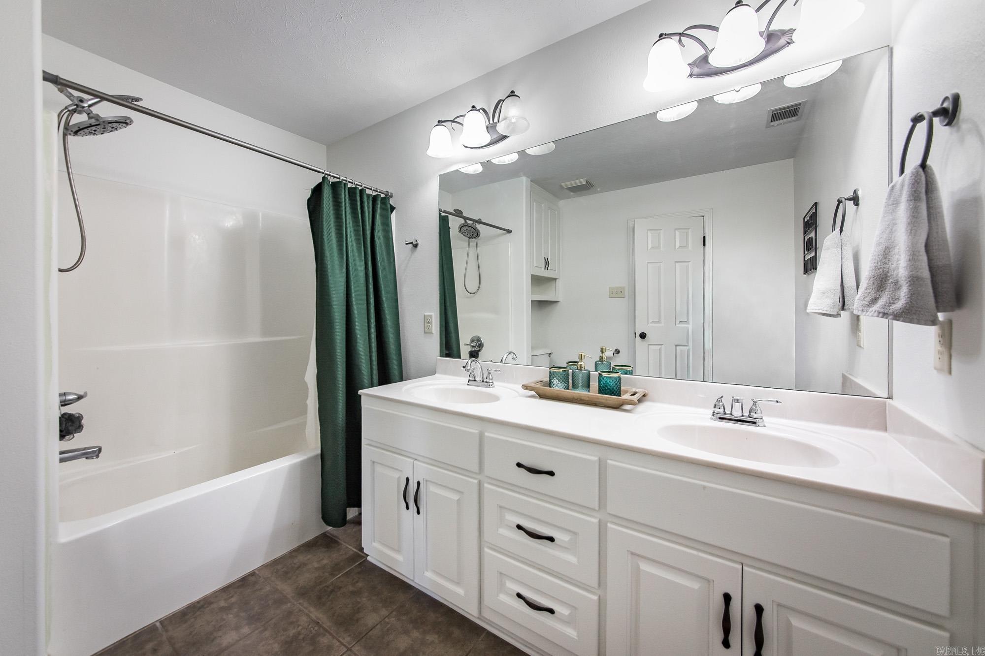 136 Corbin  Cabot, AR