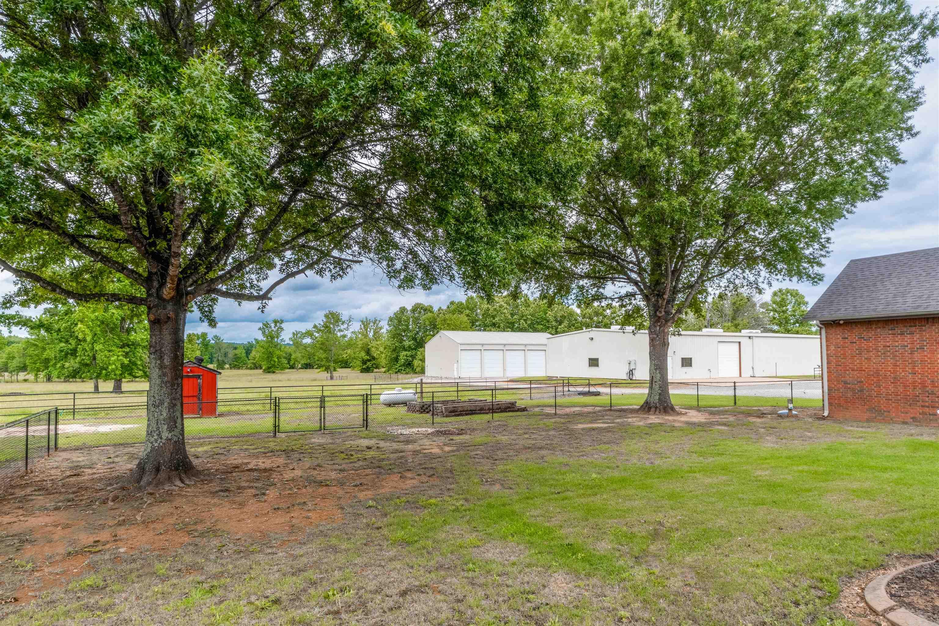 363 Highway 225 E  Greenbrier, AR