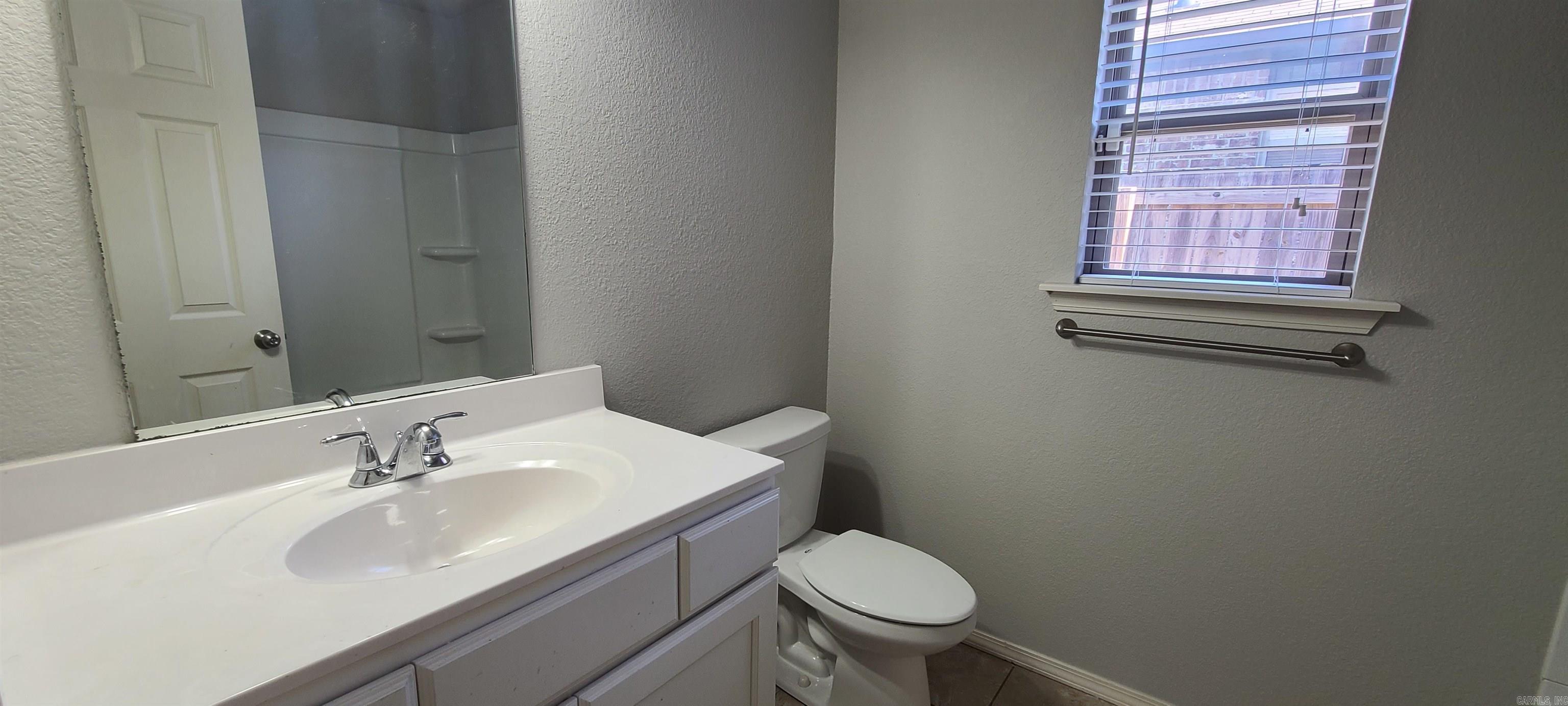 1145 Meadows Edge  Alexander, AR