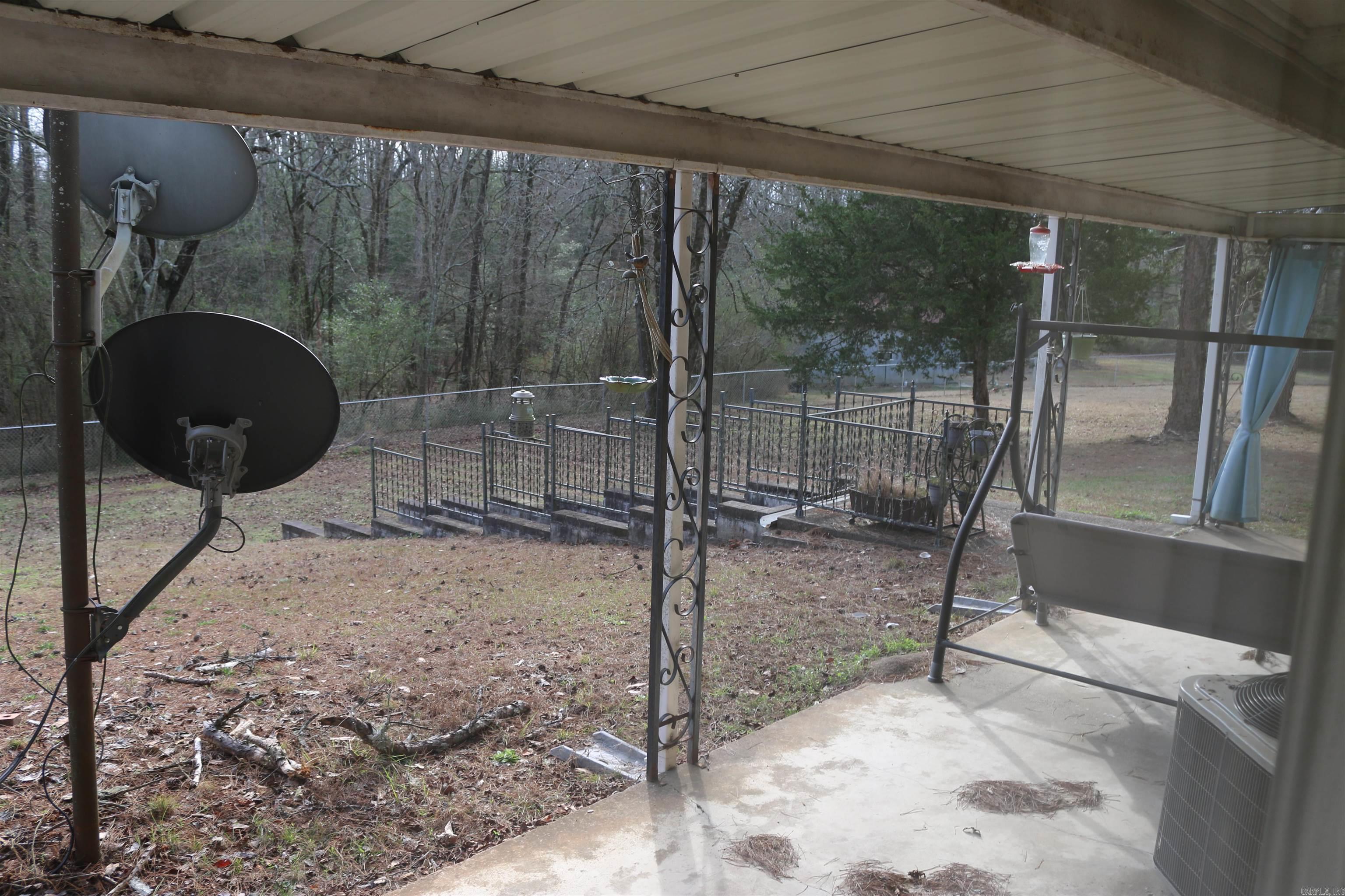 3061 W 84  Umpire, AR