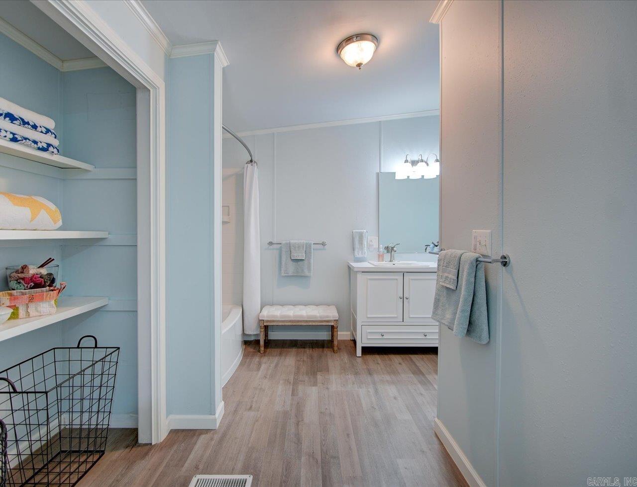 231 Century Cir  Hot Springs, AR