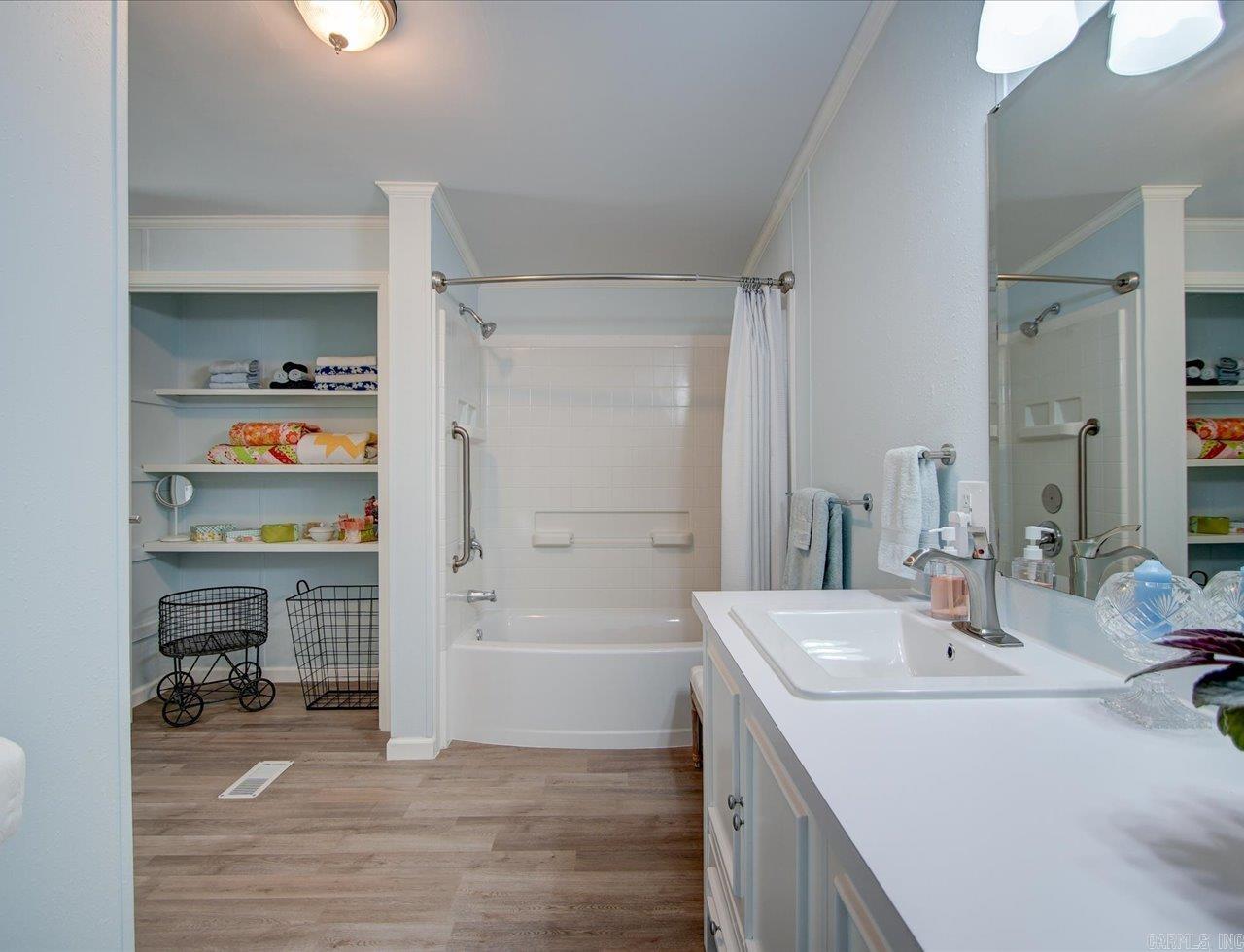 231 Century Cir  Hot Springs, AR