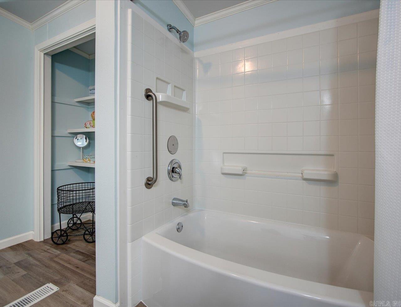 231 Century Cir  Hot Springs, AR