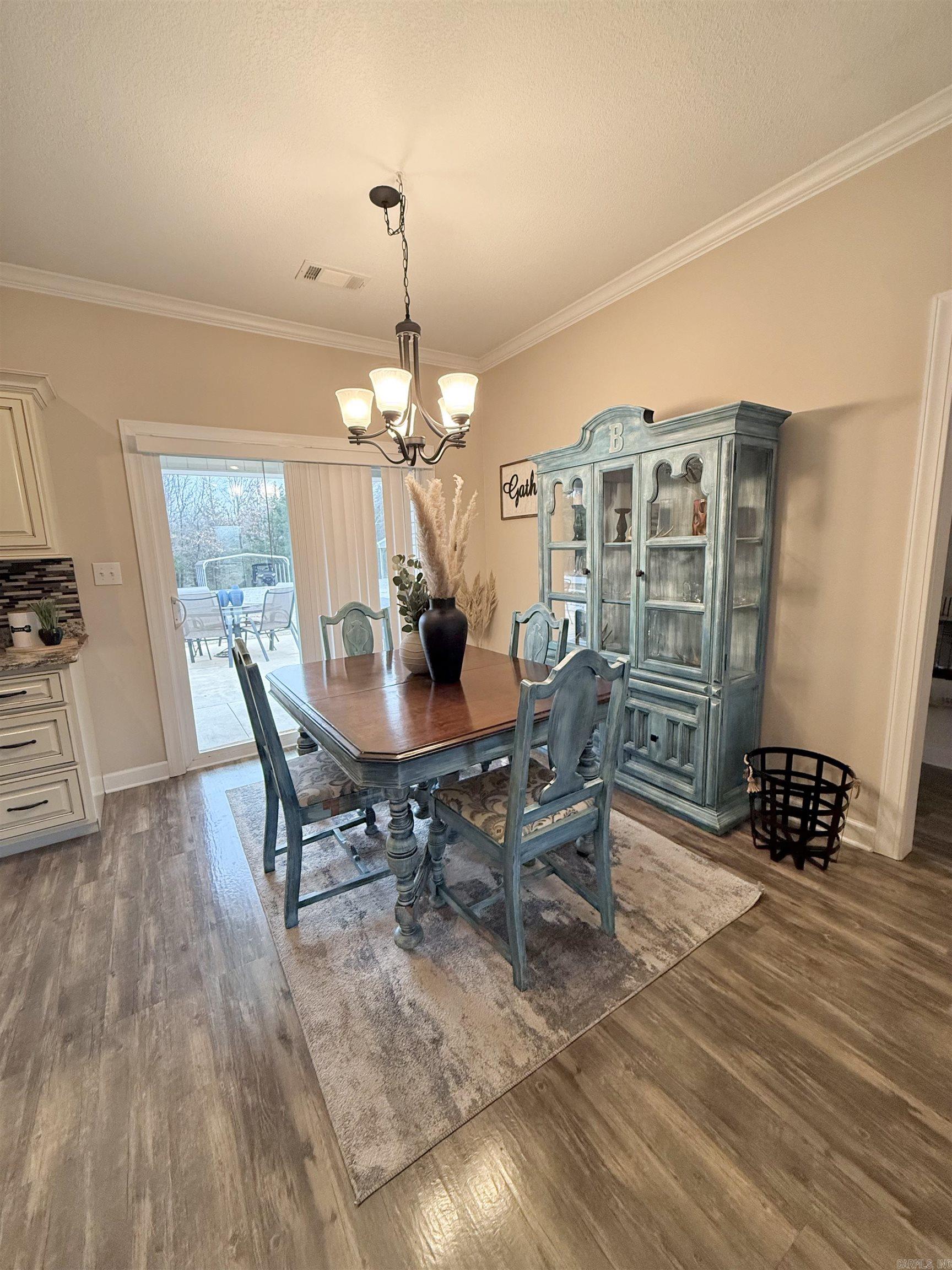 6582 62  Pollard, AR