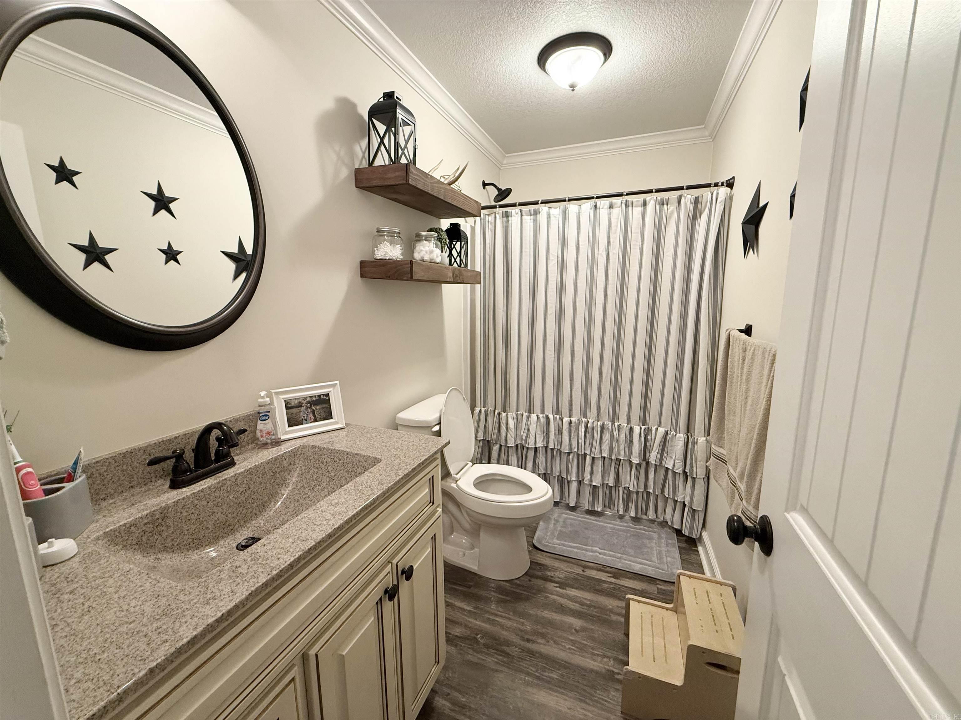 6582 62  Pollard, AR