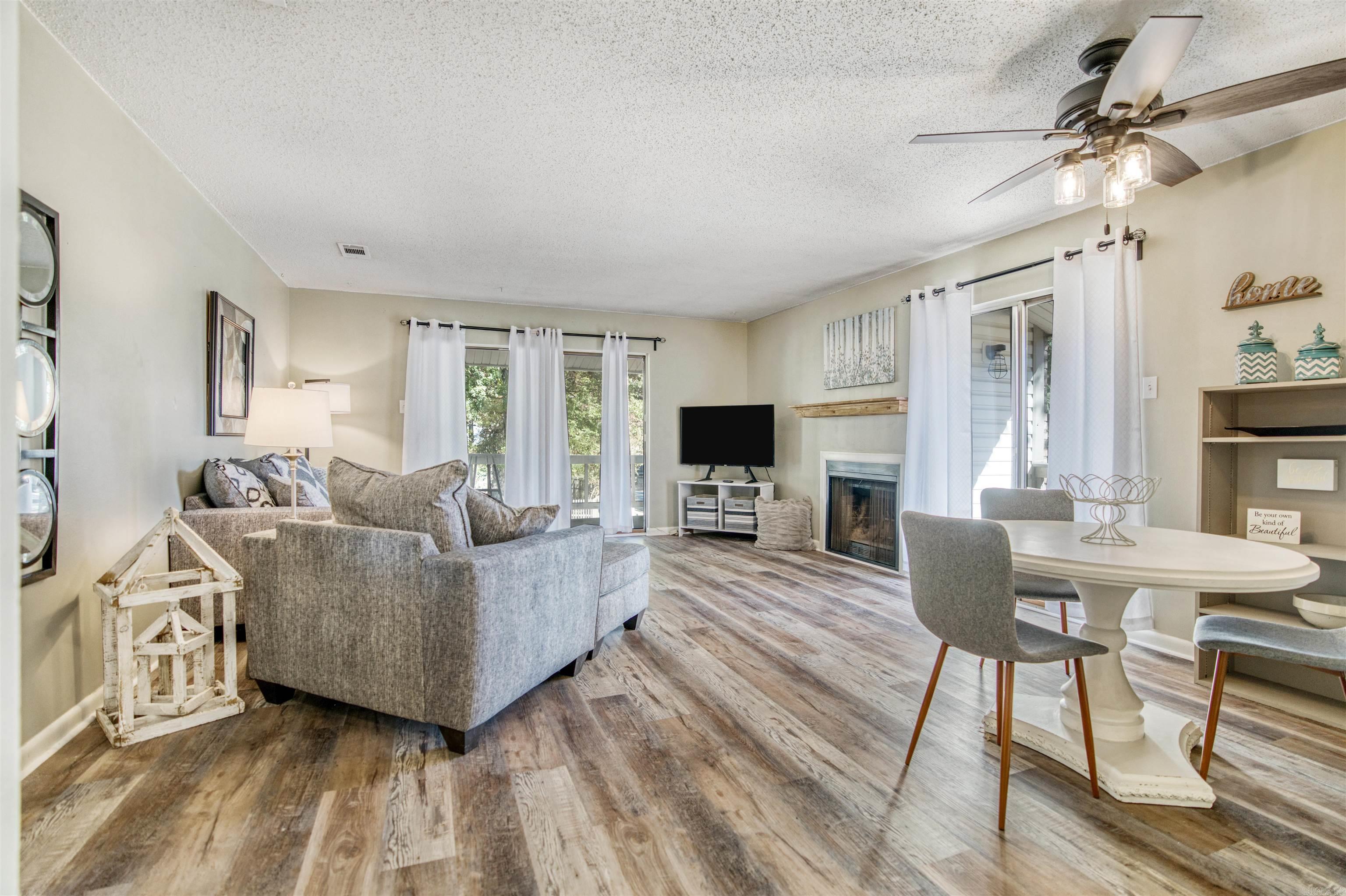 101 Pine Forest  Maumelle, AR